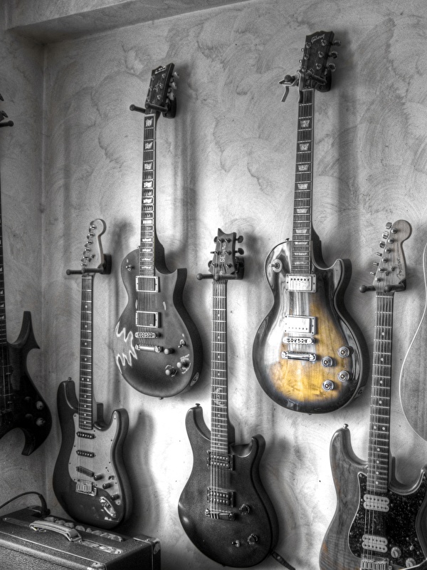 black and white guitar wallpaper