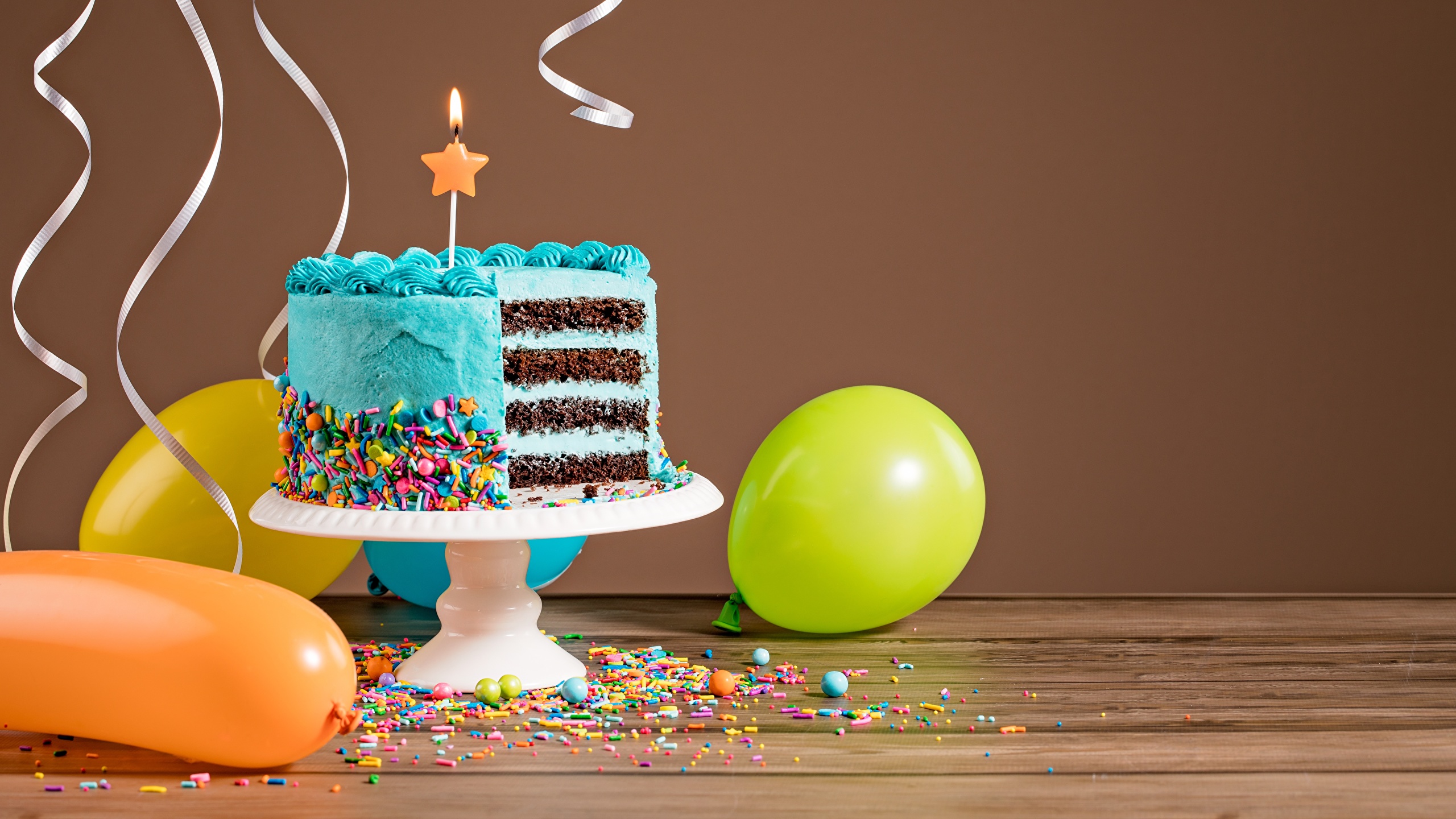 Ден рождения. С днем рождения. Тортики на день рождения. Торт с днем рождения!. Поздравления с днём рождения торт.