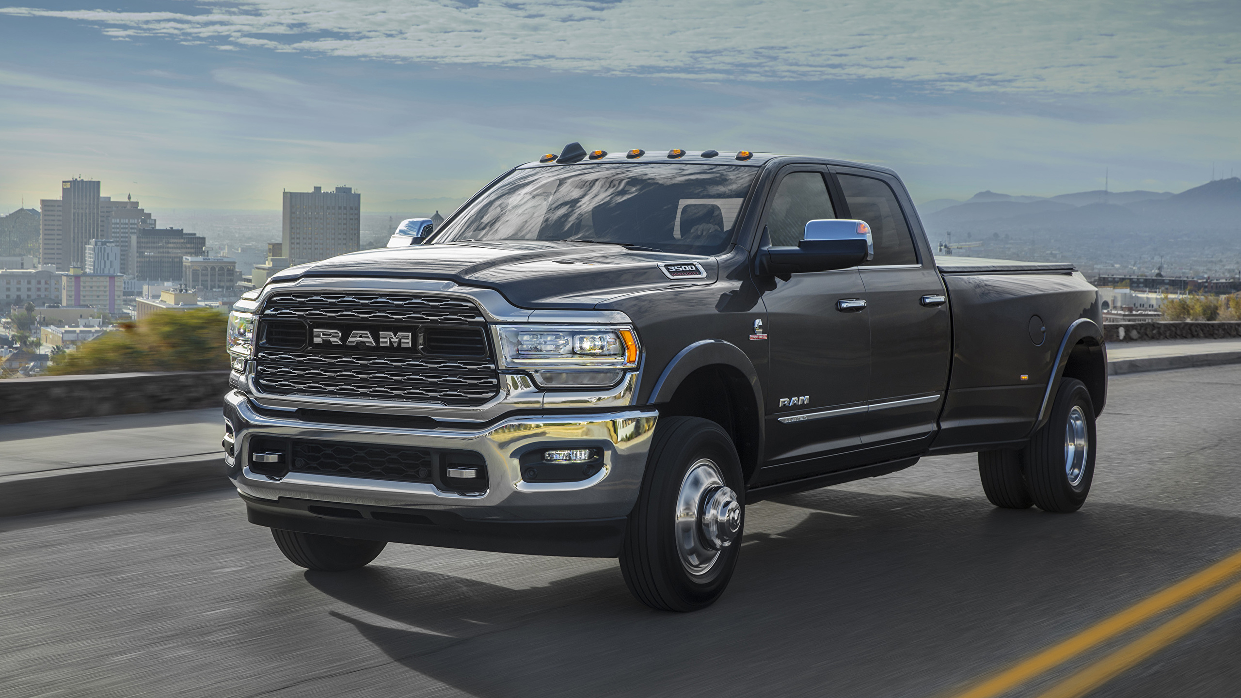 papeis-de-parede-2560x1440-dodge-2019-ram-3500-limited-crew-cab-dually