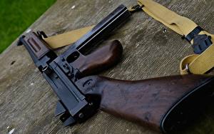 Фотография Пистолет-пулемёт Вблизи Thompson Caliber .45 Армия