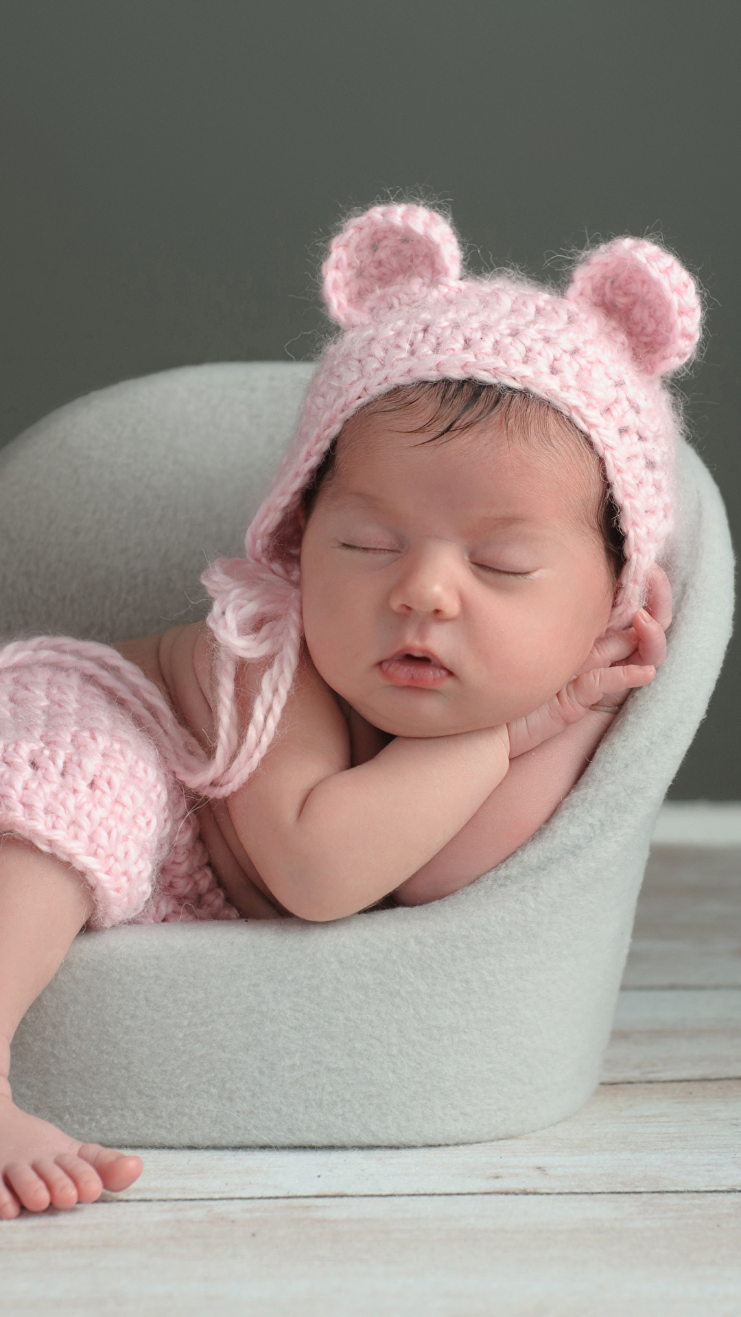 Wallpaper Baby child Sleep Winter hat 1080x1920