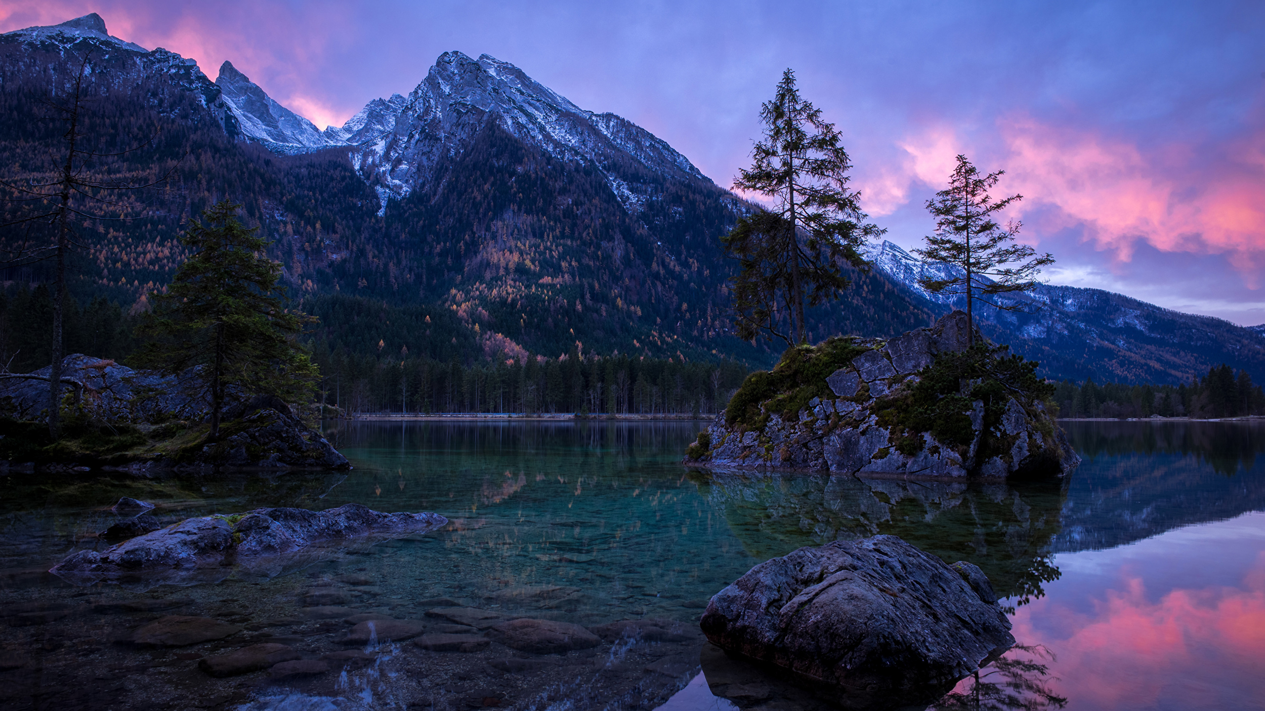 Bilder von Bayern Deutschland Berg Natur Landschaftsfotografie Abend Stein Flusse Laubmoose B盲ume 2560x1440 Gebirge Fluss Steine
