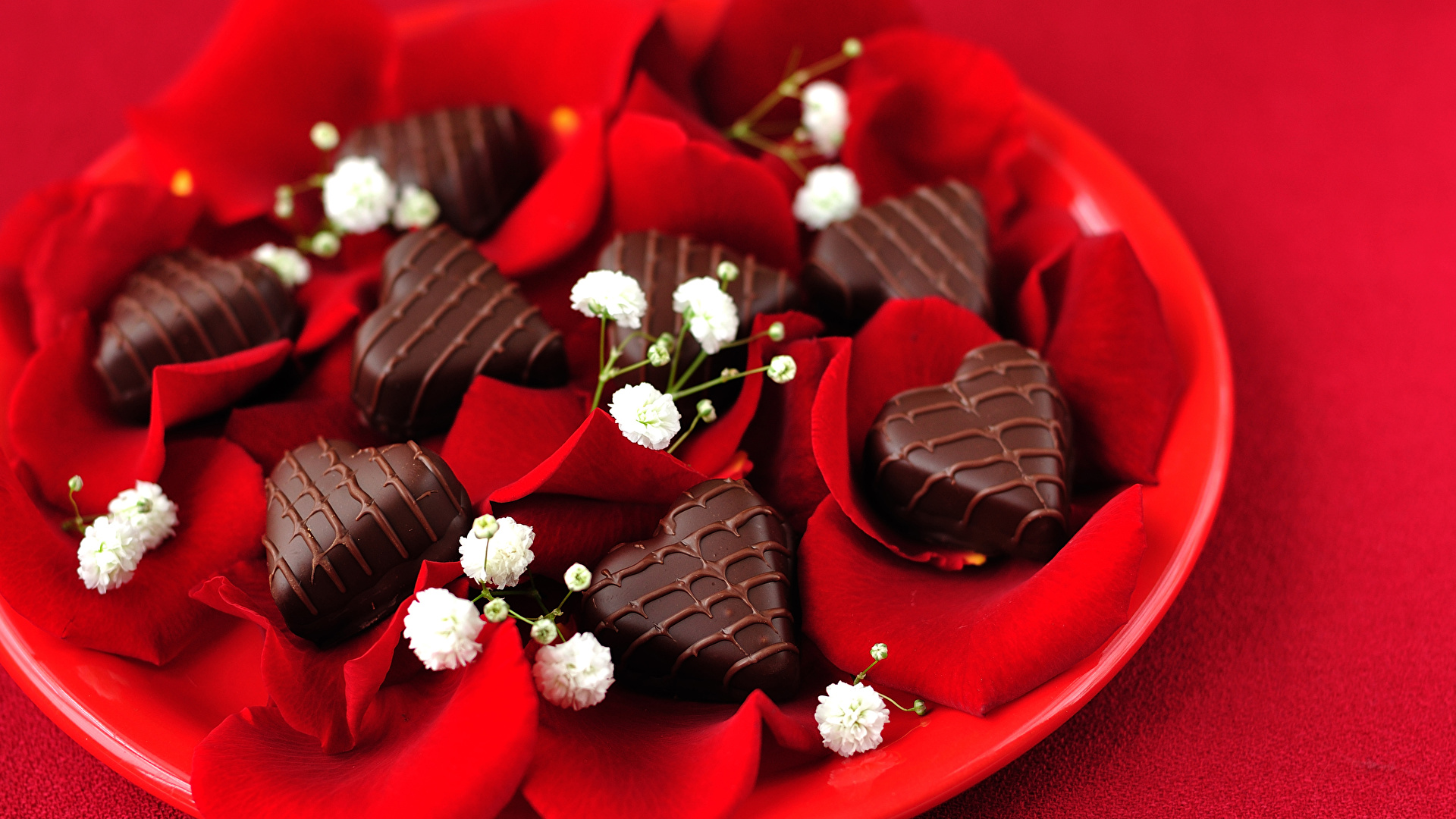 壁紙 19x1080 バレンタインデー 菓子 キャンディ チョコレート 赤の背景 ハート 花びら 食品 ダウンロード 写真