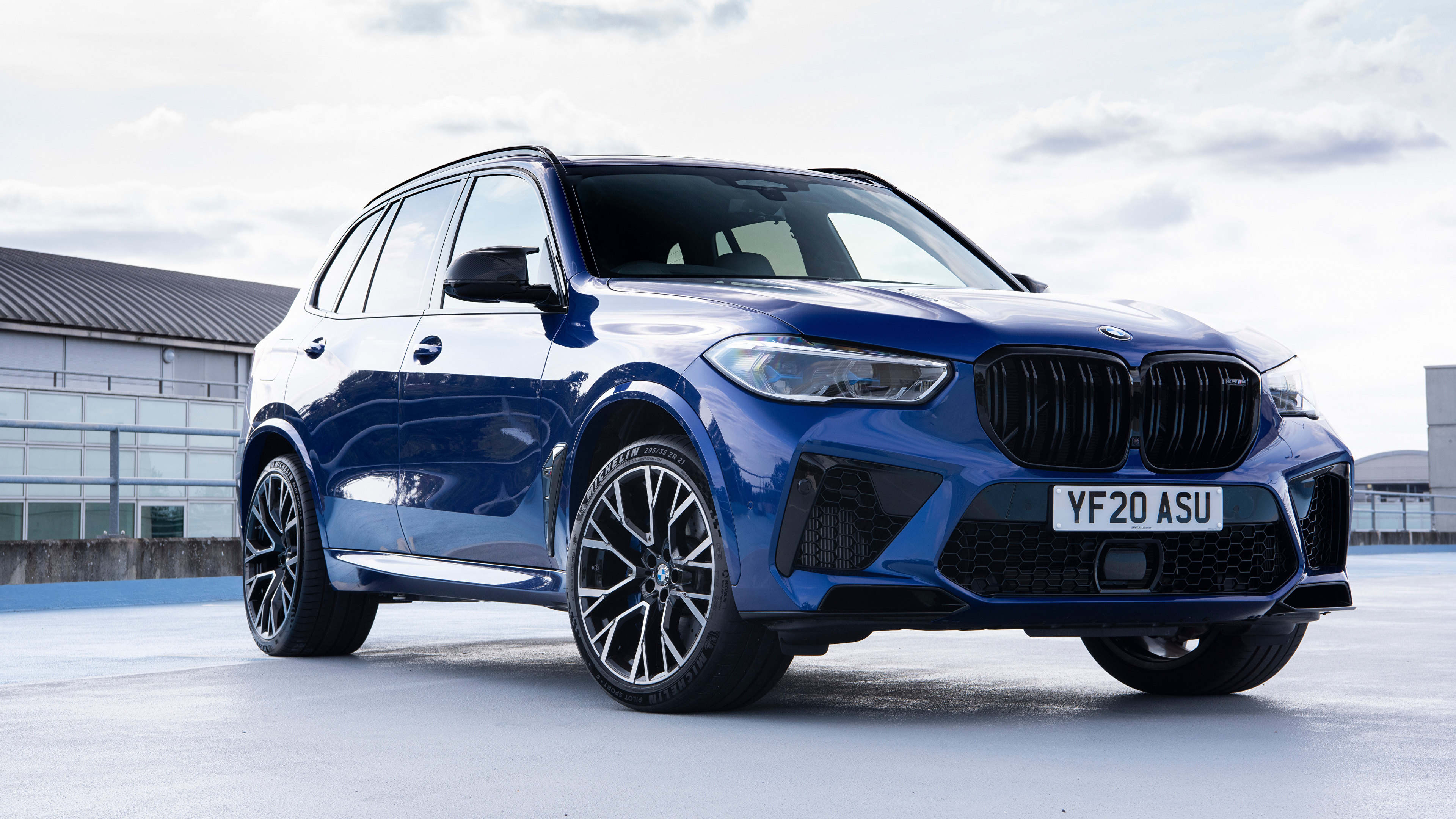 壁紙 3840x2160 Bmw X5 M Competition Uk Spec F95 クロスオーバー 青 メタリック塗 自動車 ダウンロード 写真