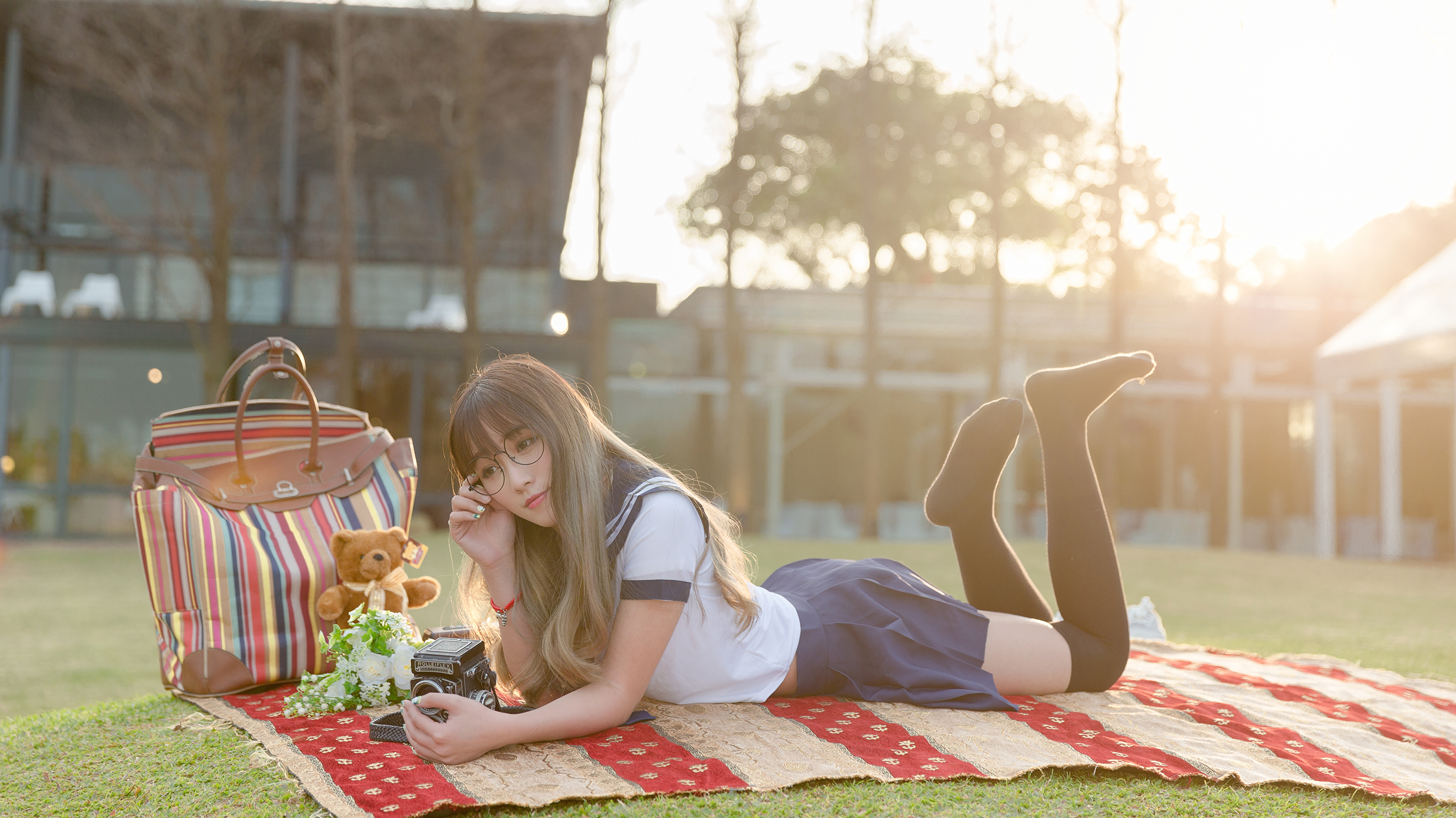 壁紙 3840x2160 アジア人 夏 バッグ 茶色の髪の女性 女子学生 可愛い 少女 ダウンロード 写真