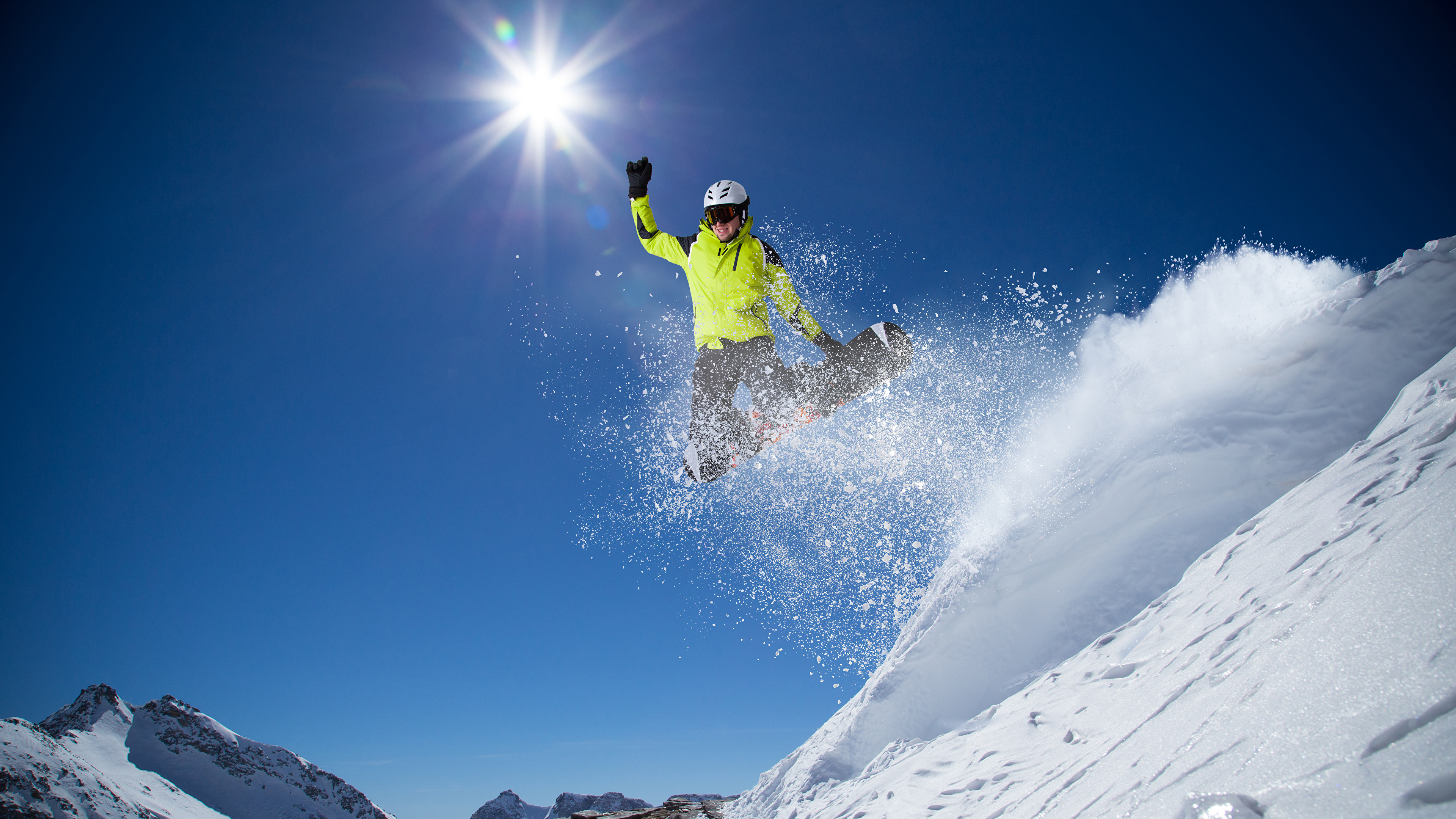 壁紙 3840x2160 冬 スキー スノーボード 飛び 雪 太陽 スポーツ ダウンロード 写真
