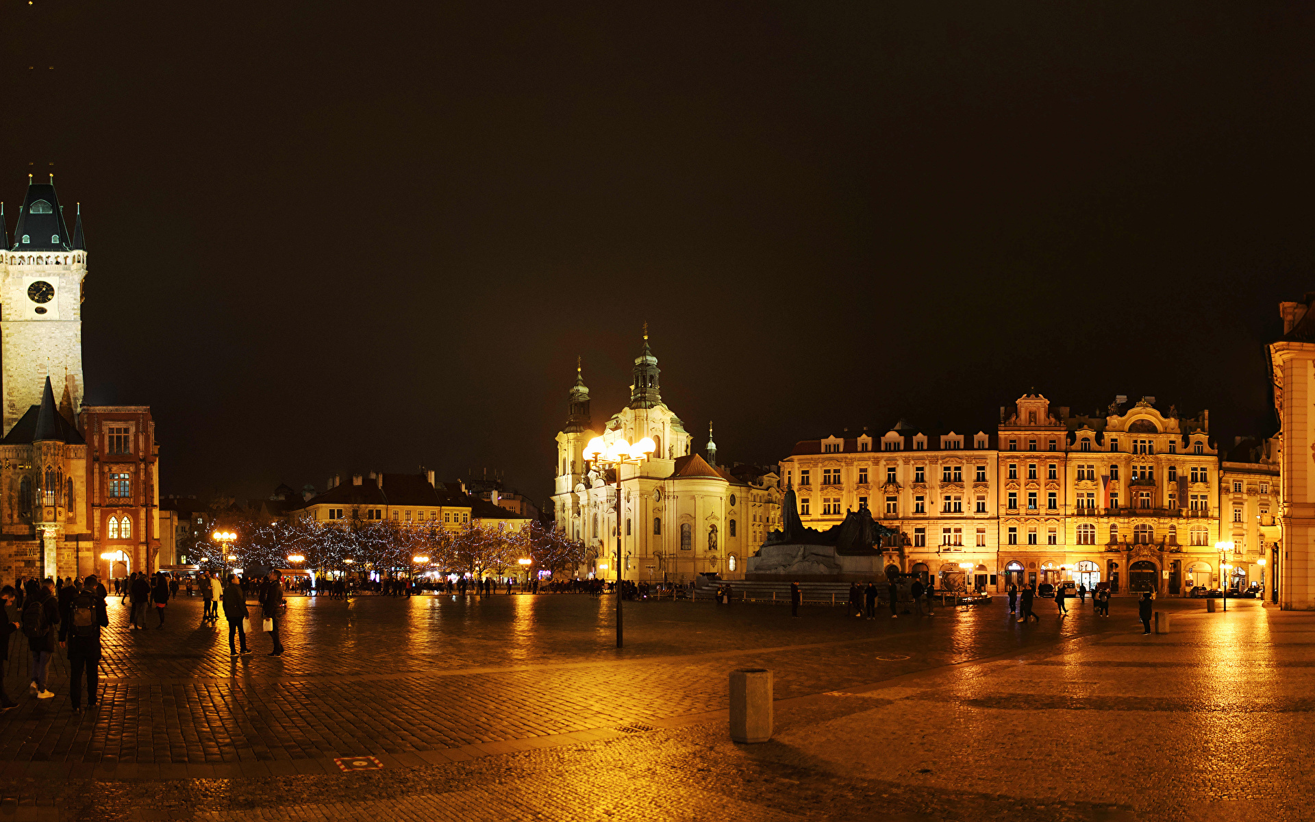 壁紙 19x10 チェコ プラハ 住宅 Prague Square 広場 街灯 夜 都市 ダウンロード 写真