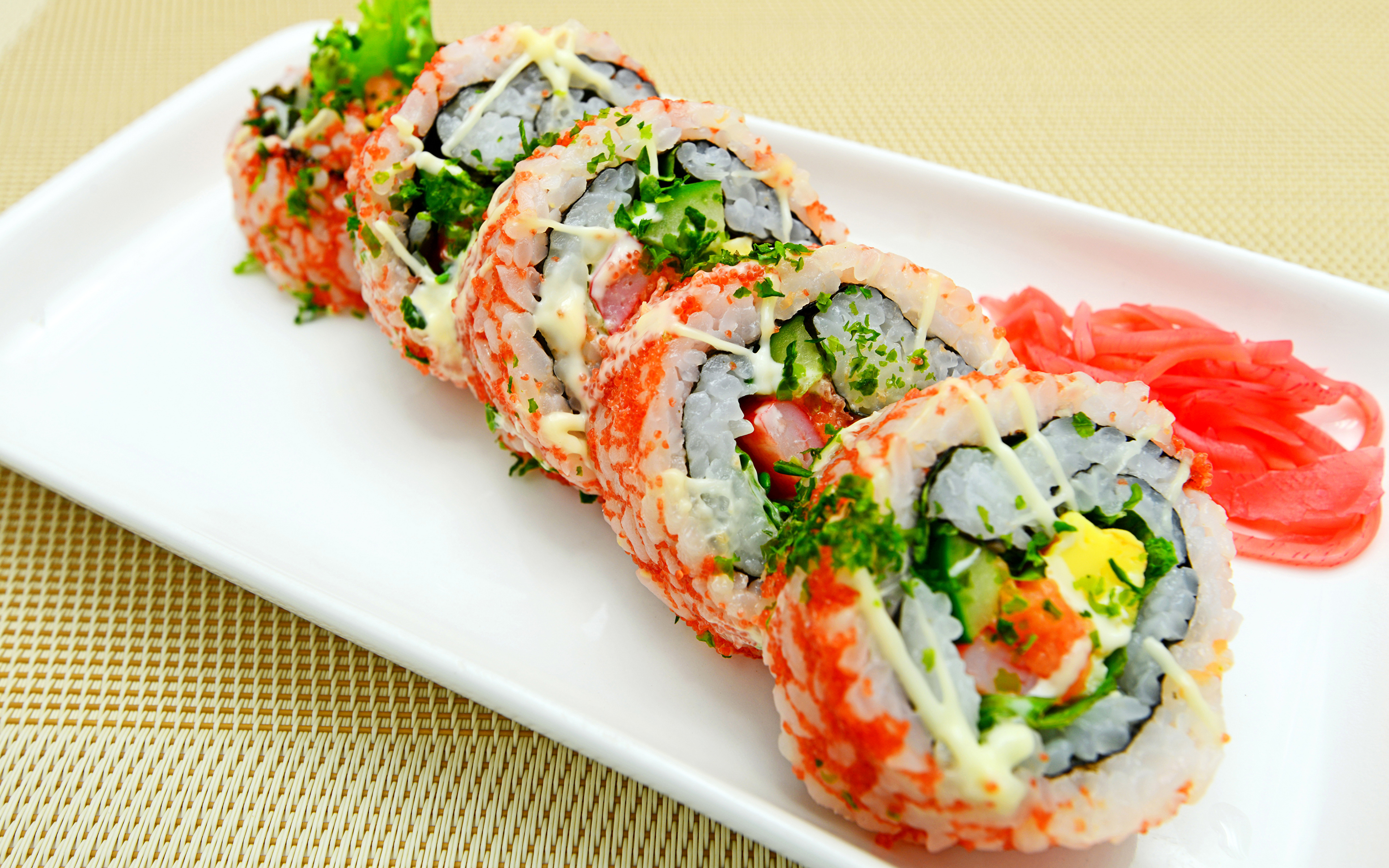 Tapety na pulpit Jedzenie Sushi Ryż Owoce morza 3840x2400 żywność