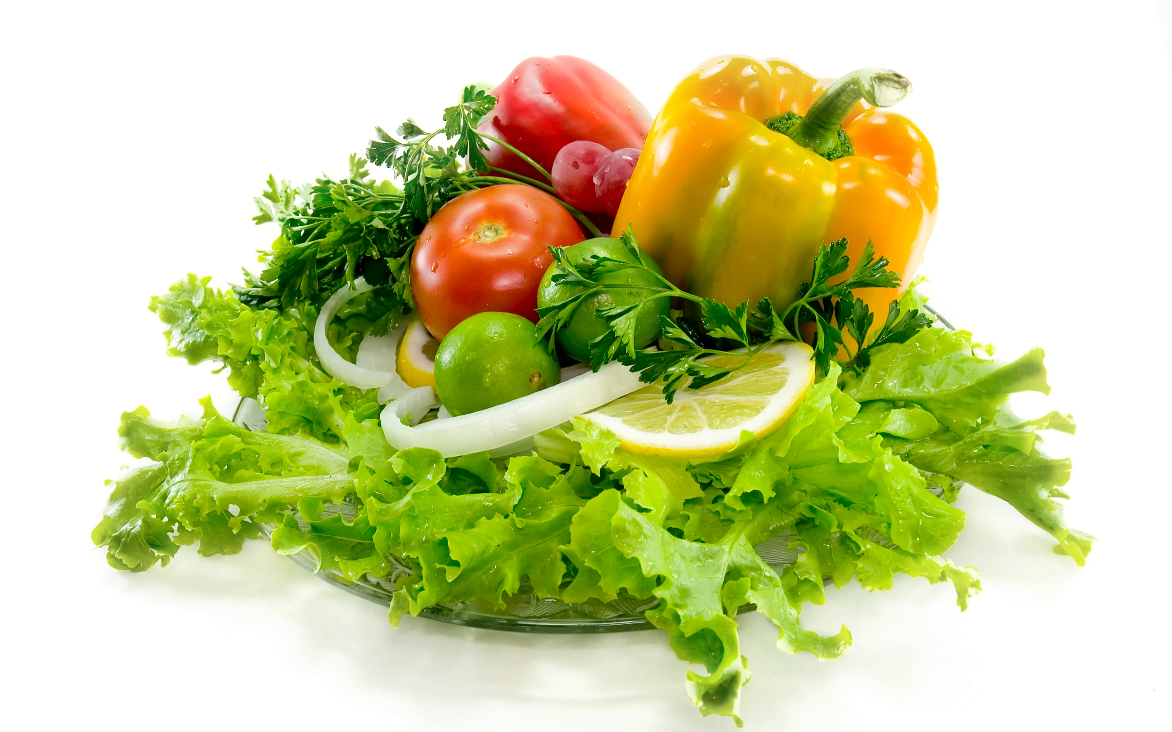 12 овощей и трав. Овощи и зелень. Овощи на белом фоне. Свежие овощи и зелень. Овощная зелень.