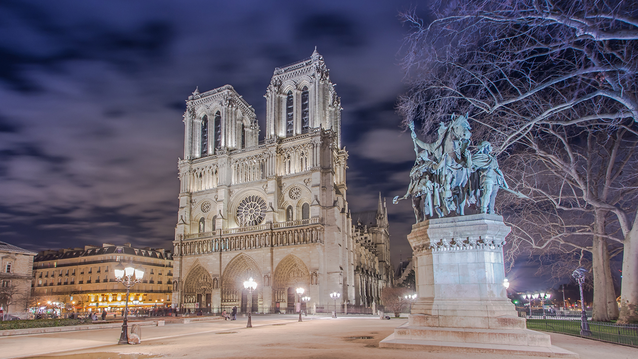 Notre dame de paris. Нотр-дам-де-пари собор Парижской Богоматери. Франция собор Парижской Богоматери. Notre Dame de Paris собор. Сооро Паижской Бого матери.