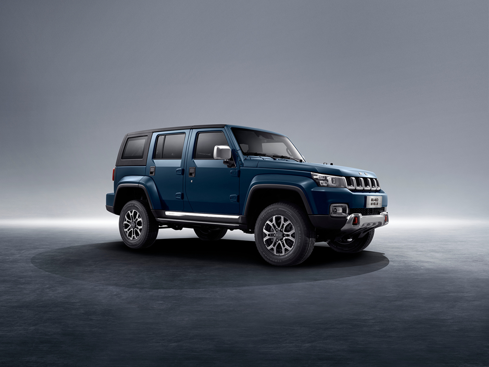 Фото машина Сбоку Синий Beijing BJ40C, 2020 BAIC Beijing 1600x1200