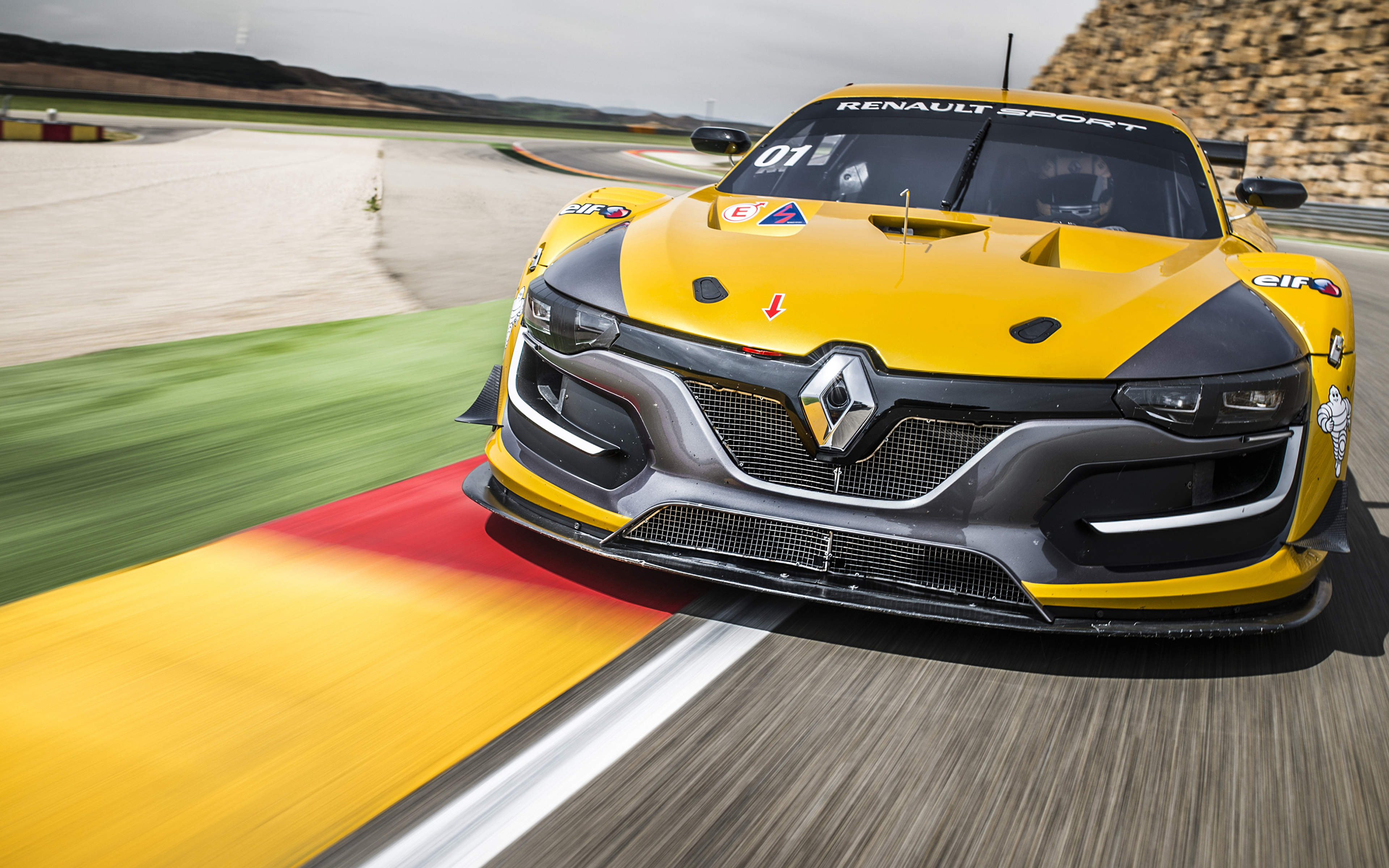 Фотография Renault 2014 Sport RS 01 Желтый Движение 3840x2400