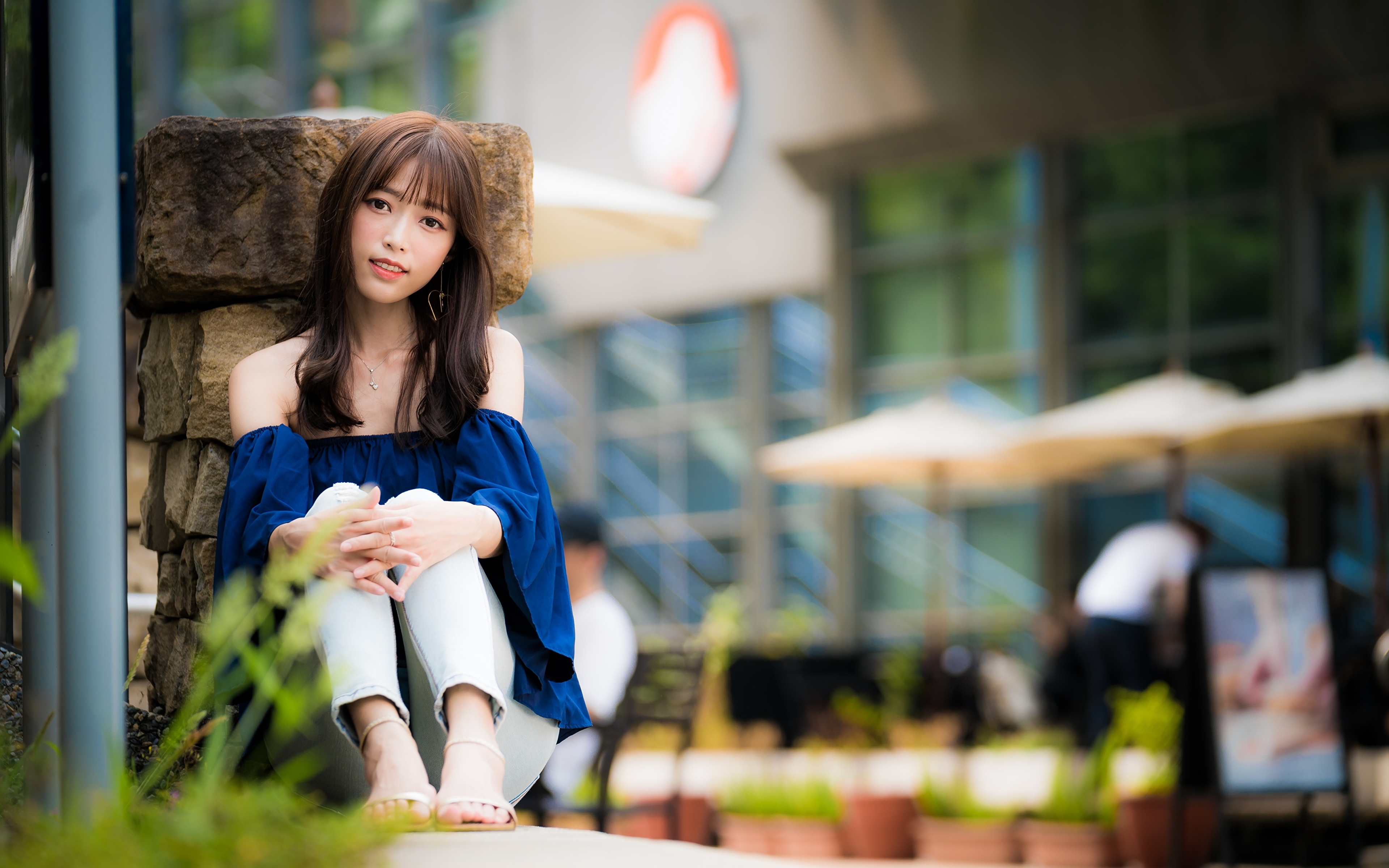 Images Brown haired blurred background female Sitting 3840x2400