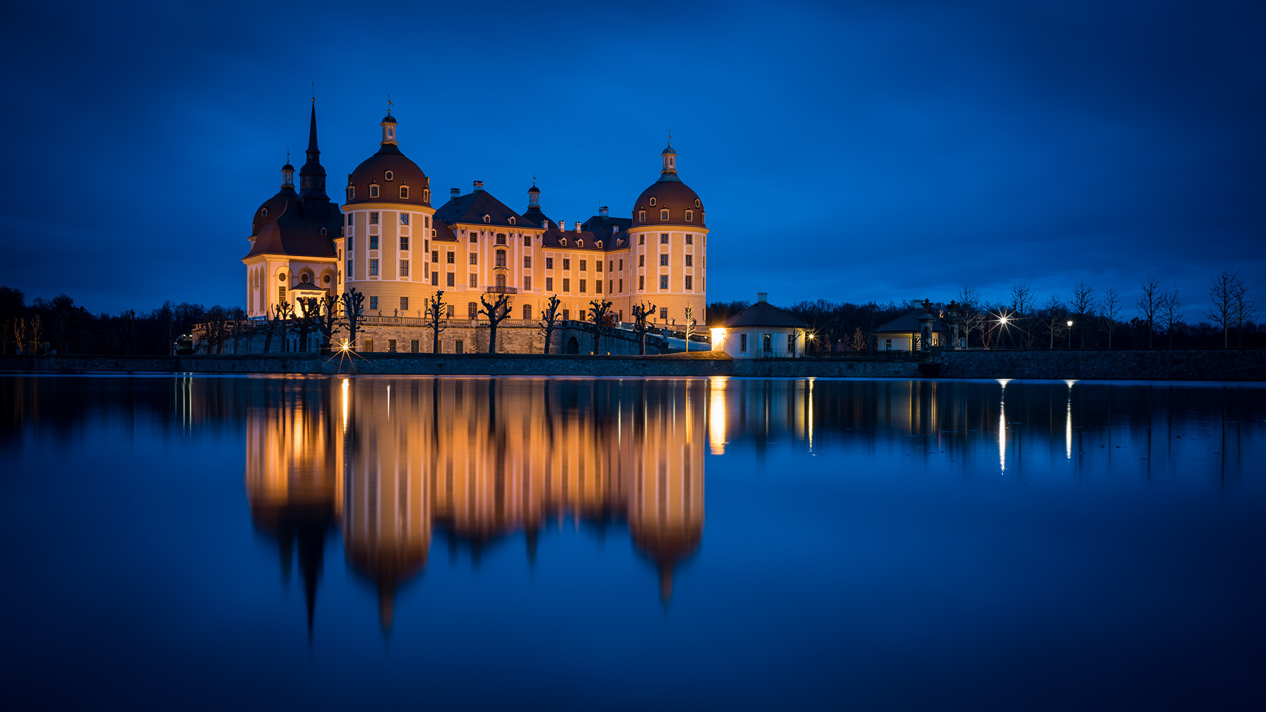 Fondos De Pantalla 2560x1440 Lago Castillo Alemania Schloss Moritzburg Reflejo Naturaleza 1877