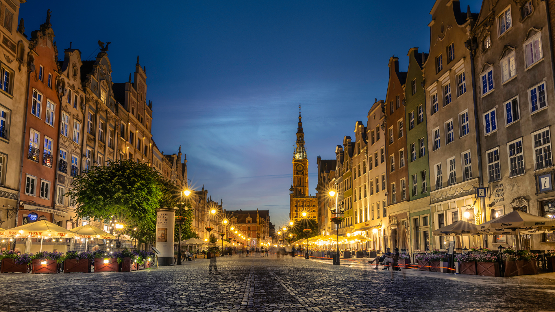 Desktop Wallpapers Gdańsk Poland Street Street lights 1920x1080