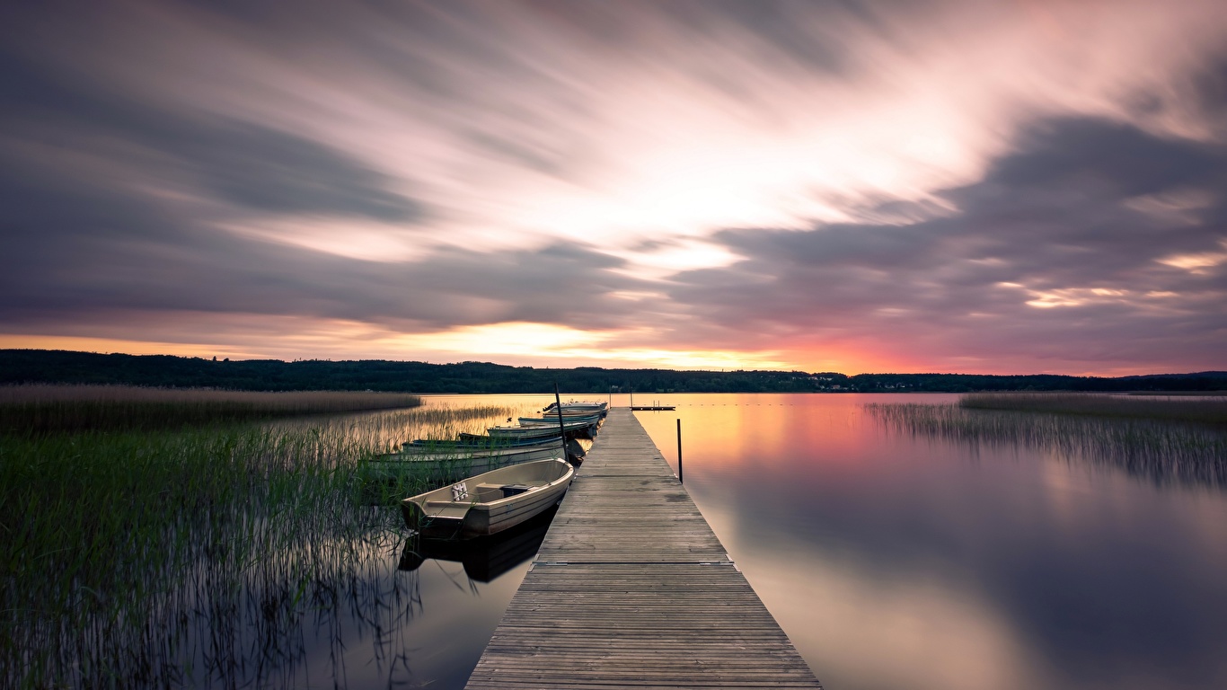 Pier on the Lake