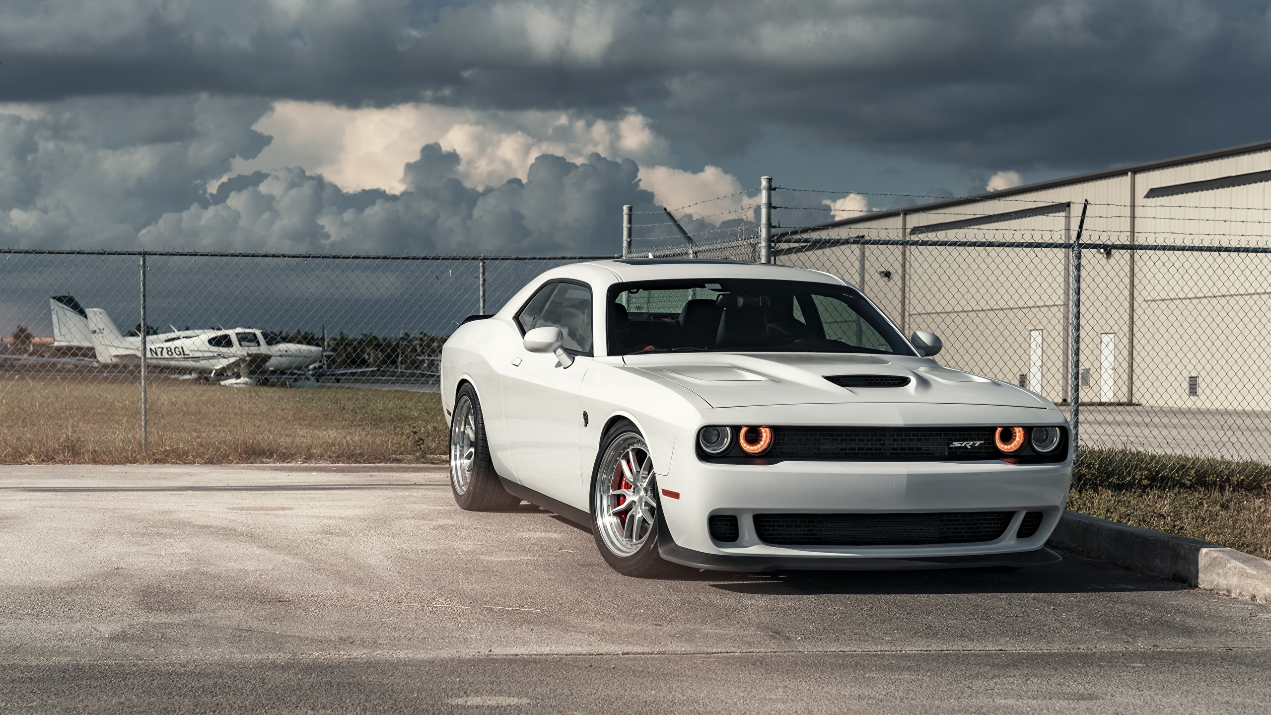 壁紙 2560x1440 ダッジ Challenger Hellcat Srt 白 自動車 ダウンロード 写真