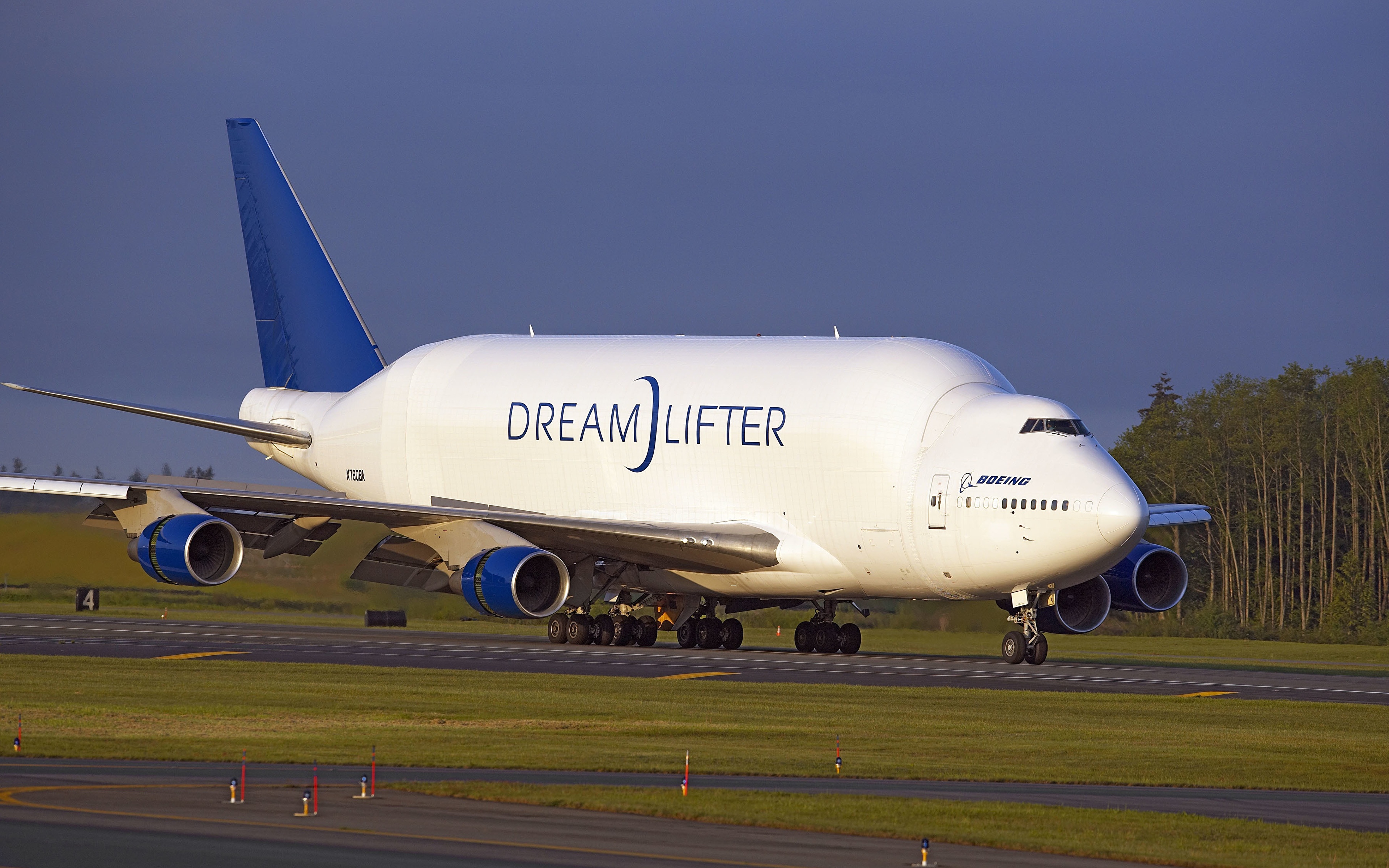 Immagine Aereo da trasporto Aerei Boeing 747 Dreamlifter 3840x2400 aereo