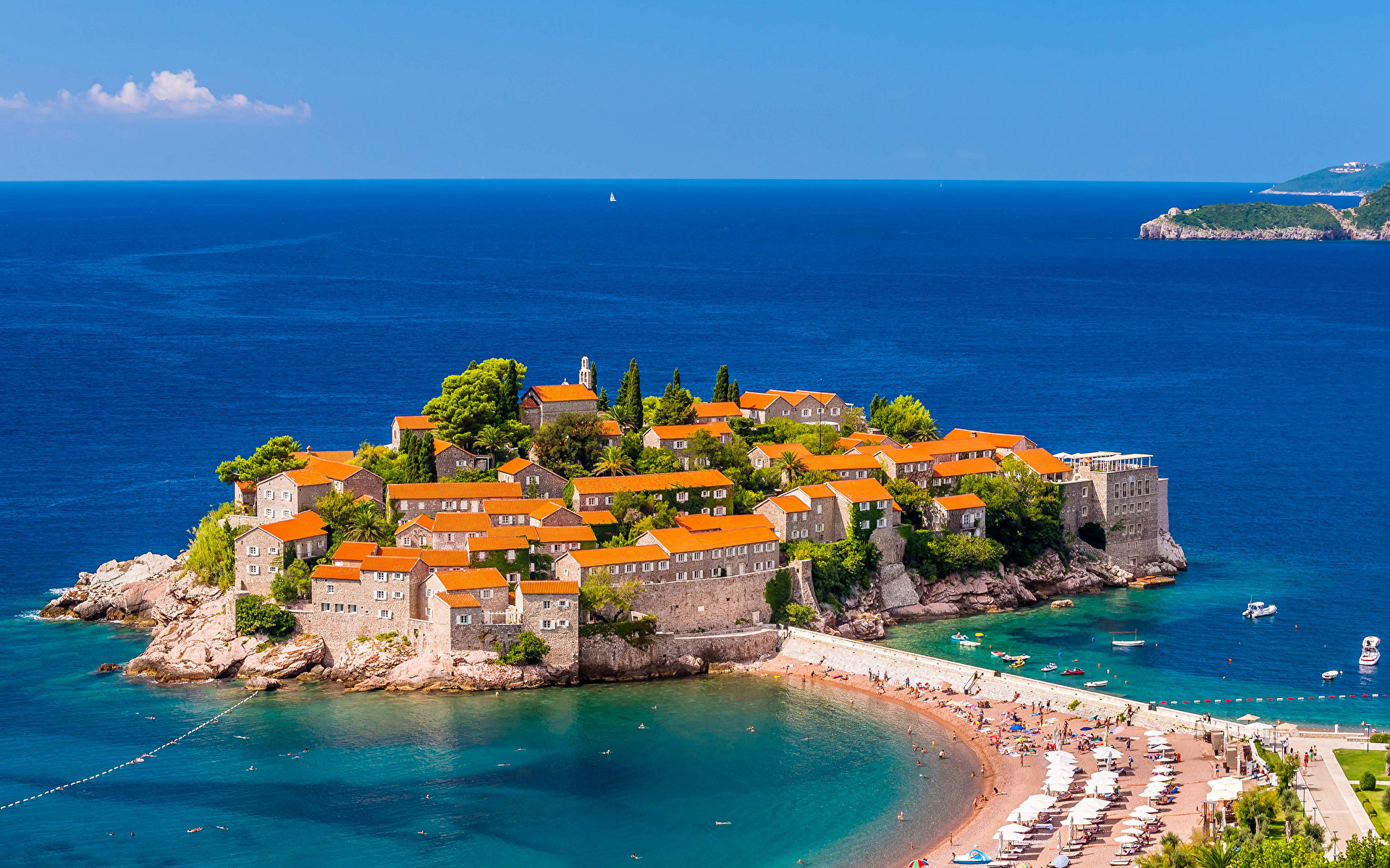 Черногория название. Адриатическое море Черногория. Sveti Stefan Черногория. Адриатическое море Черногория Будва.