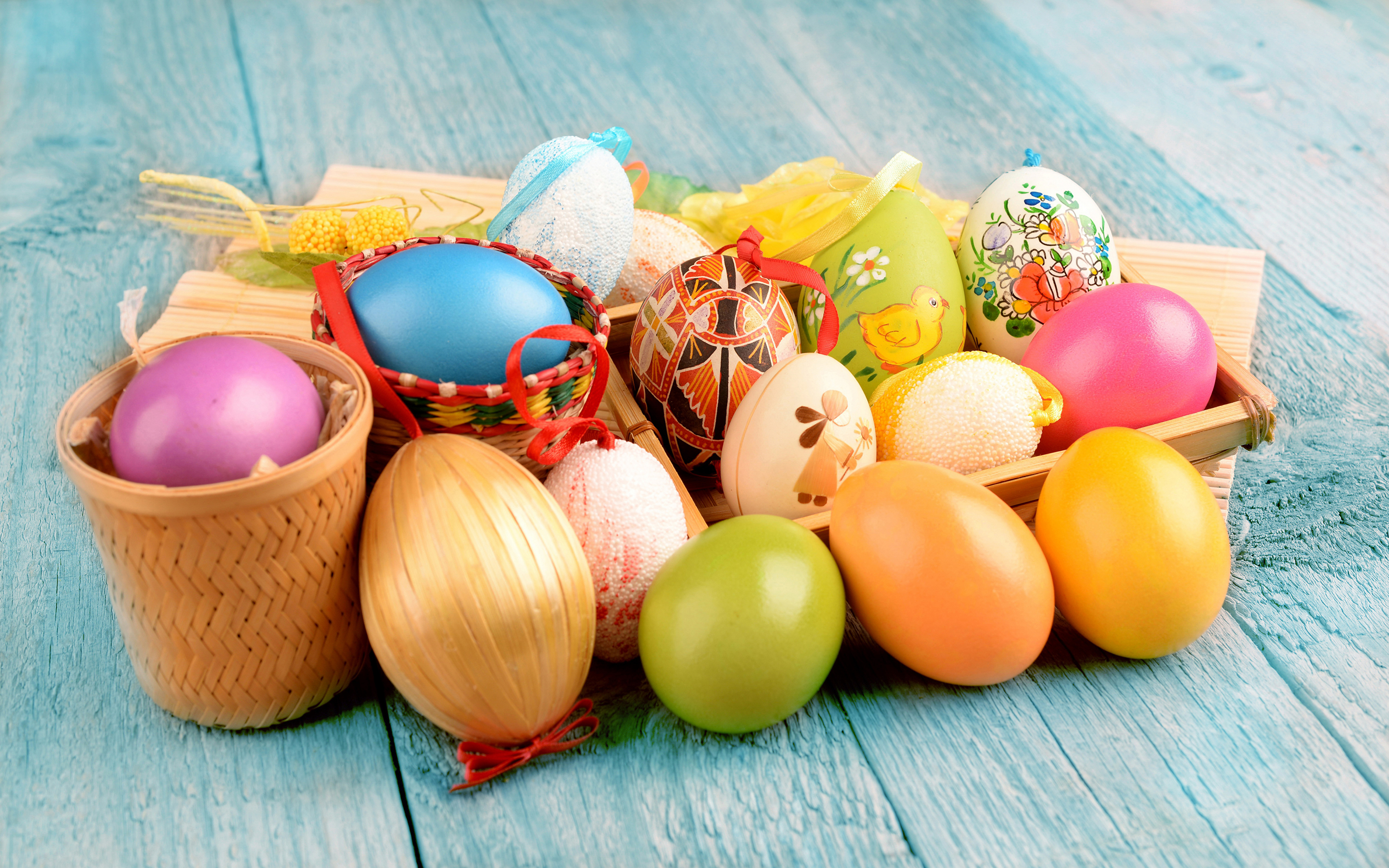 Easter праздник. Яйца крашенки. Яйцо Пасха. Крашенки на Пасху. Пасхальное яйцо (праздник Пасхи).