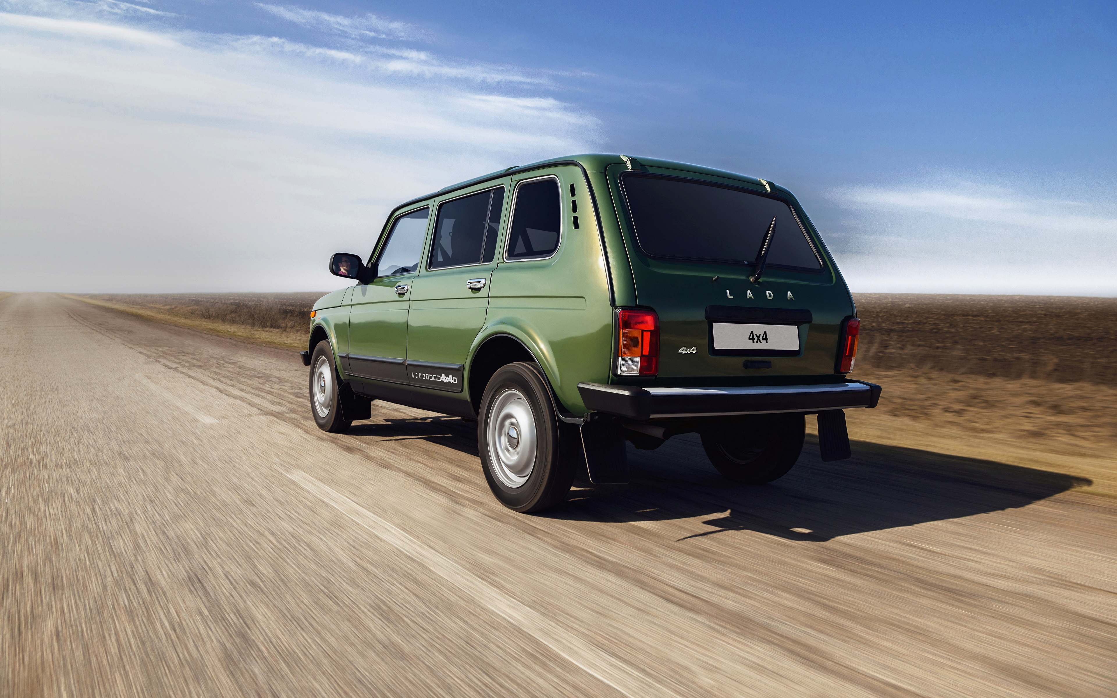 Picture Russian Cars Lada 4x4 Urban Niva Green At Speed 3840x2400 Images, Photos, Reviews