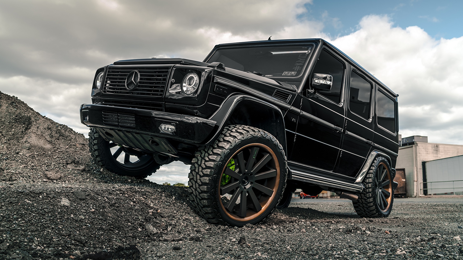 Фотографии Mercedes-Benz гелентваген G63 черная Автомобили 1920x1080