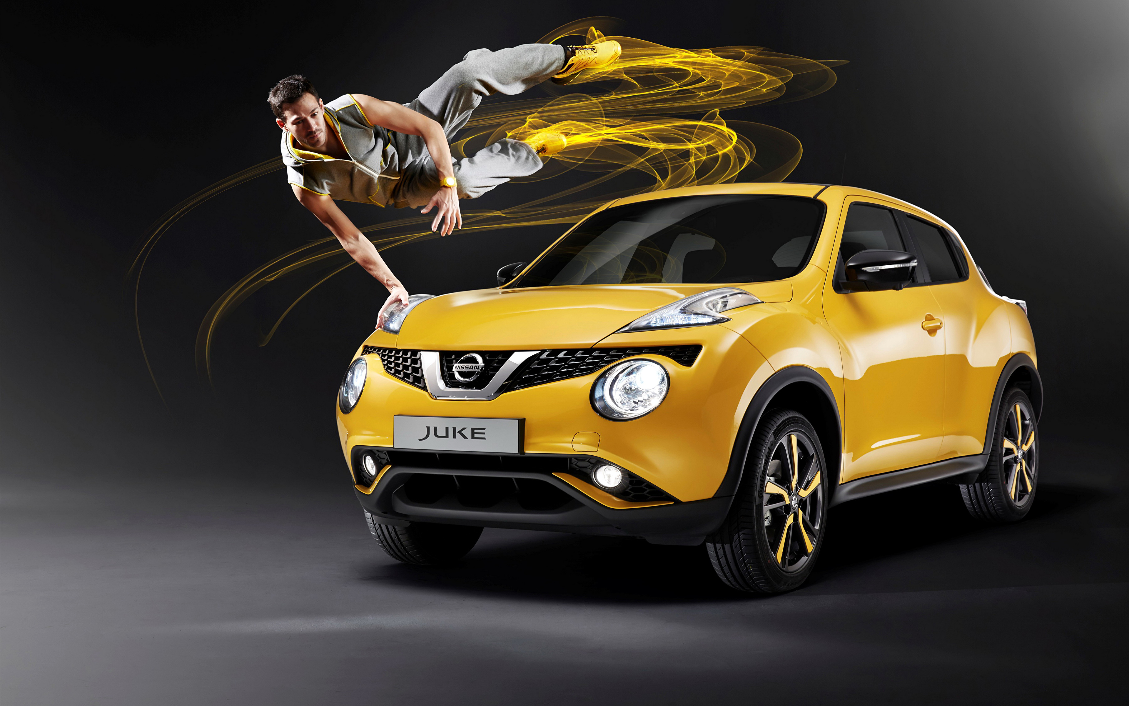 Фотографии Ниссан мужчина 2014 Juke желтые Автомобили 3840x2400