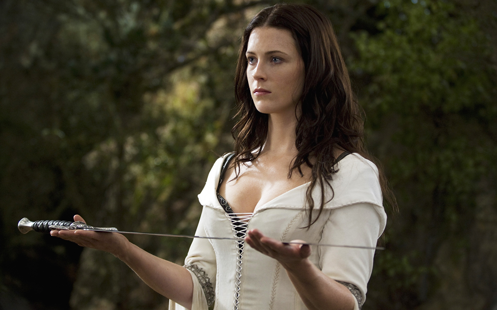 Фото с мечом Брюнетка Legend of seeker молодые женщины 1920x1200