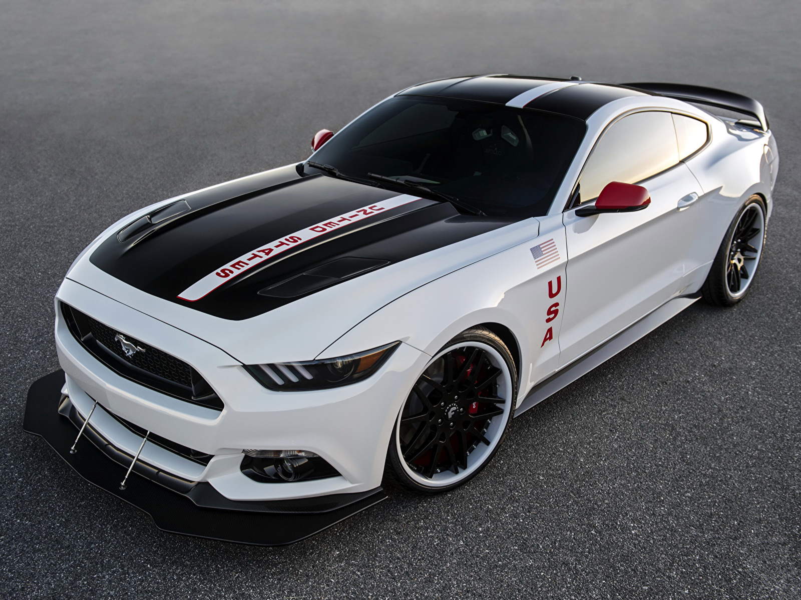 Картинки Форд Тюнинг 2015 Mustang Apollo Edition Белый 1600x1200