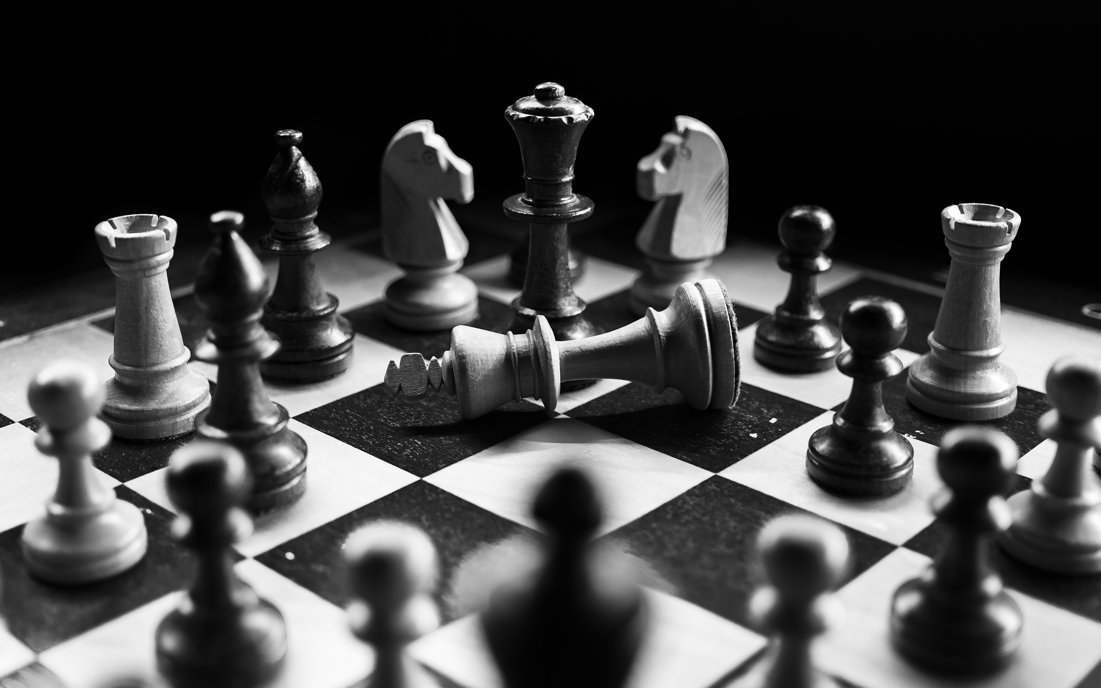 Wallpaper light, chess, black background, silhouettes, chess Board, bokeh,  blurred background, chess pieces for mobile and desktop, section разное,  resolution 5184x3888 - download