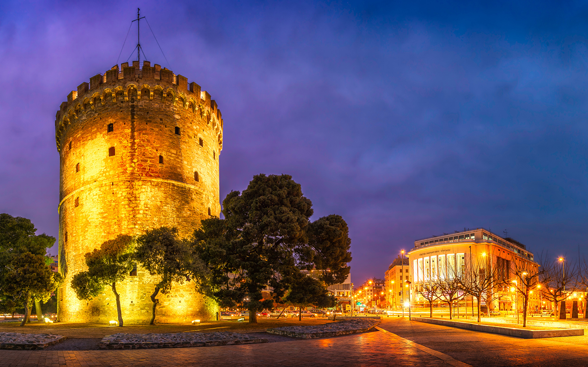 Фотографии Греция башни Thessaloniki Вечер Уличные фонари 1920x1200