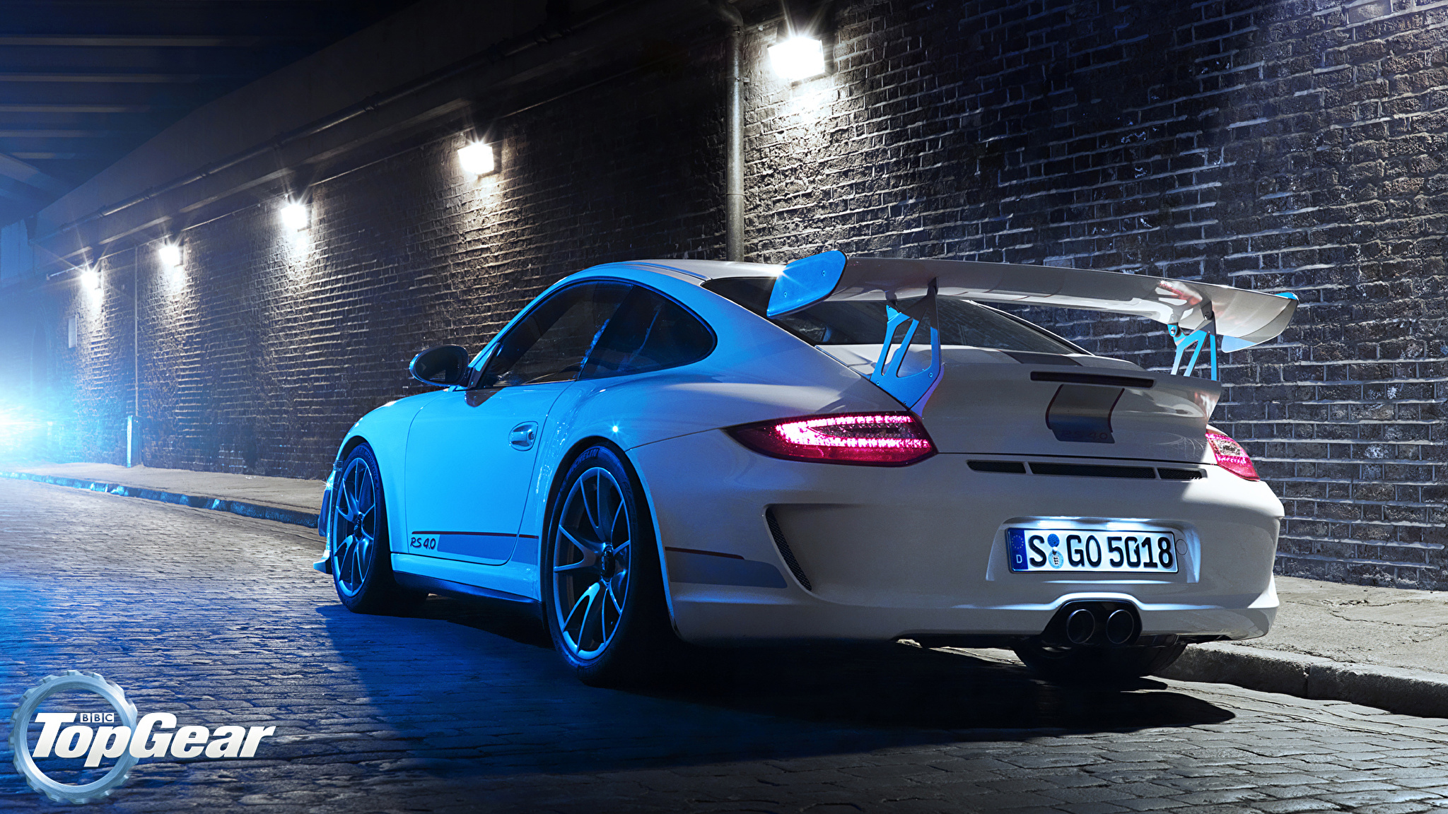 Light tune. Порше 911 gt3. Порше 911 неон. Porsche 911 gt3 Night. Порше 911 Каррера gt.