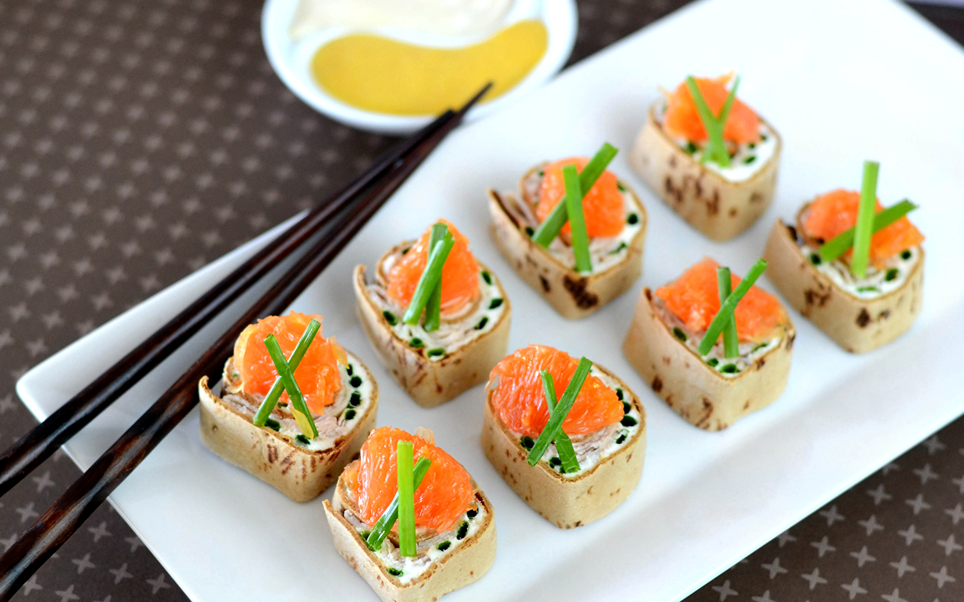 Fotos Lebensmittel Sushi Fische - Lebensmittel Essstäbchen Meeresfrüchte 1920x1200 das Essen