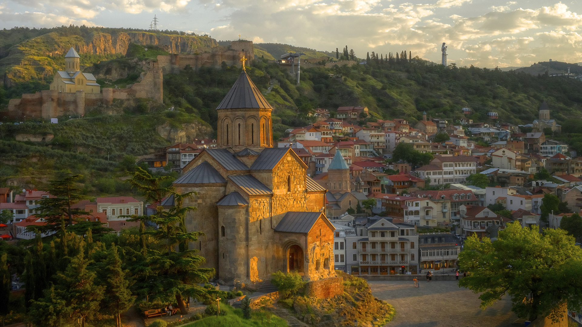 Premium Photo | Panoramic view of tbilisi, the capital of georgia with old  town and modern architecture.