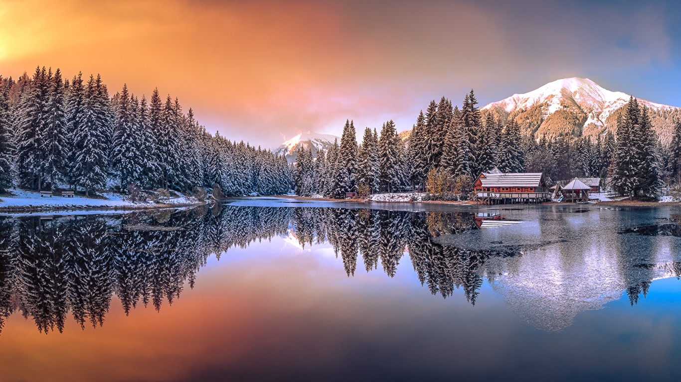 壁紙 1366x768 湖 山 オーストリア 冬 Keltendorf 自然 ダウンロード 写真