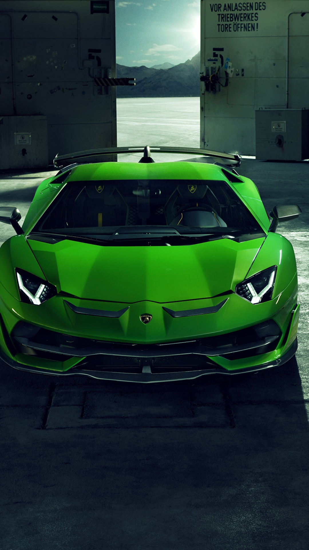 Fondos de Pantalla 1080x1920 Lamborghini Aventador Novitec SVJ 2019 Verde  Frente Coches descargar imagenes
