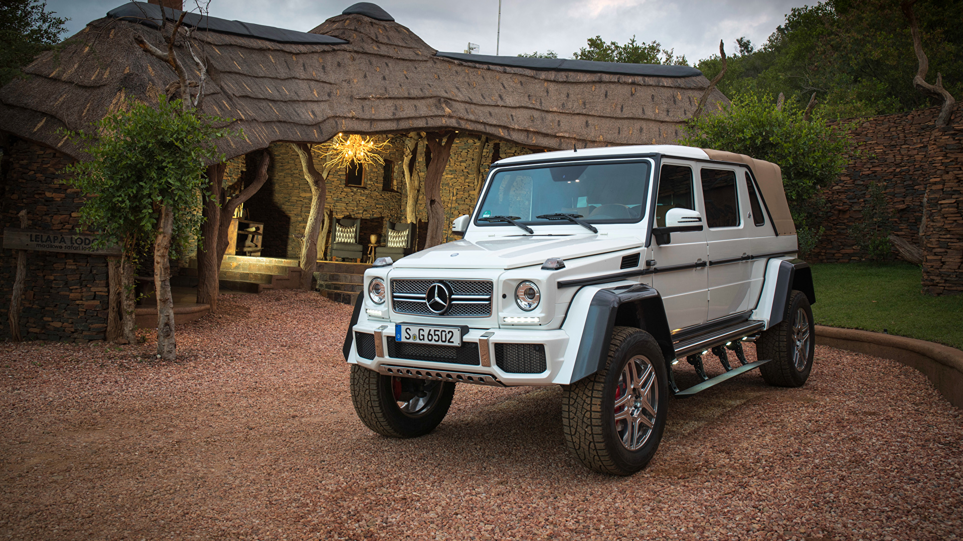 Картинки Тюнинг Mercedes-Benz 2017 Maybach G 650 Landaulet 1920x1080