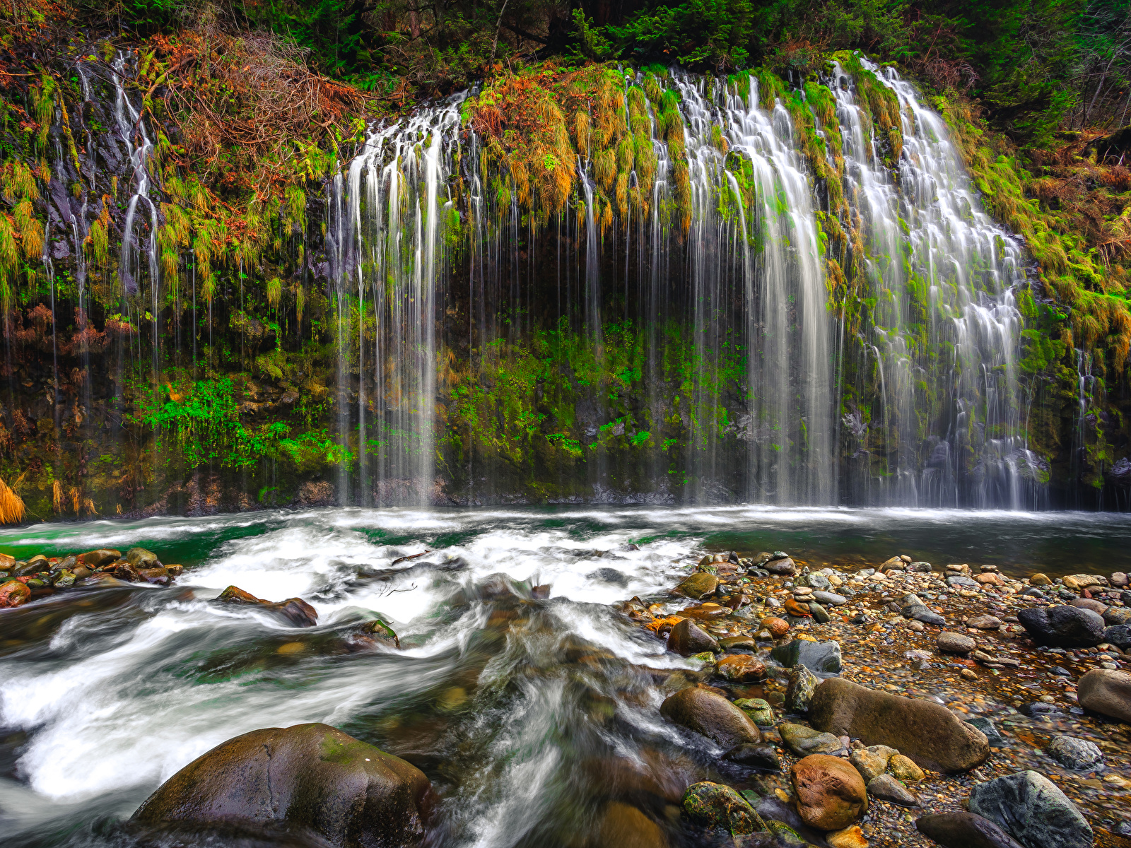 Wallpaper California USA Mossbrae Falls Cliff Autumn 1600x1200