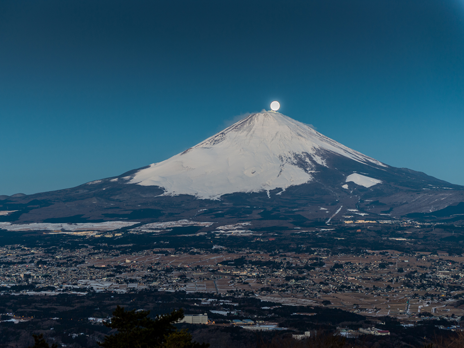 壁紙 1600x10 山 富士山 日本 火山 月 自然 ダウンロード 写真