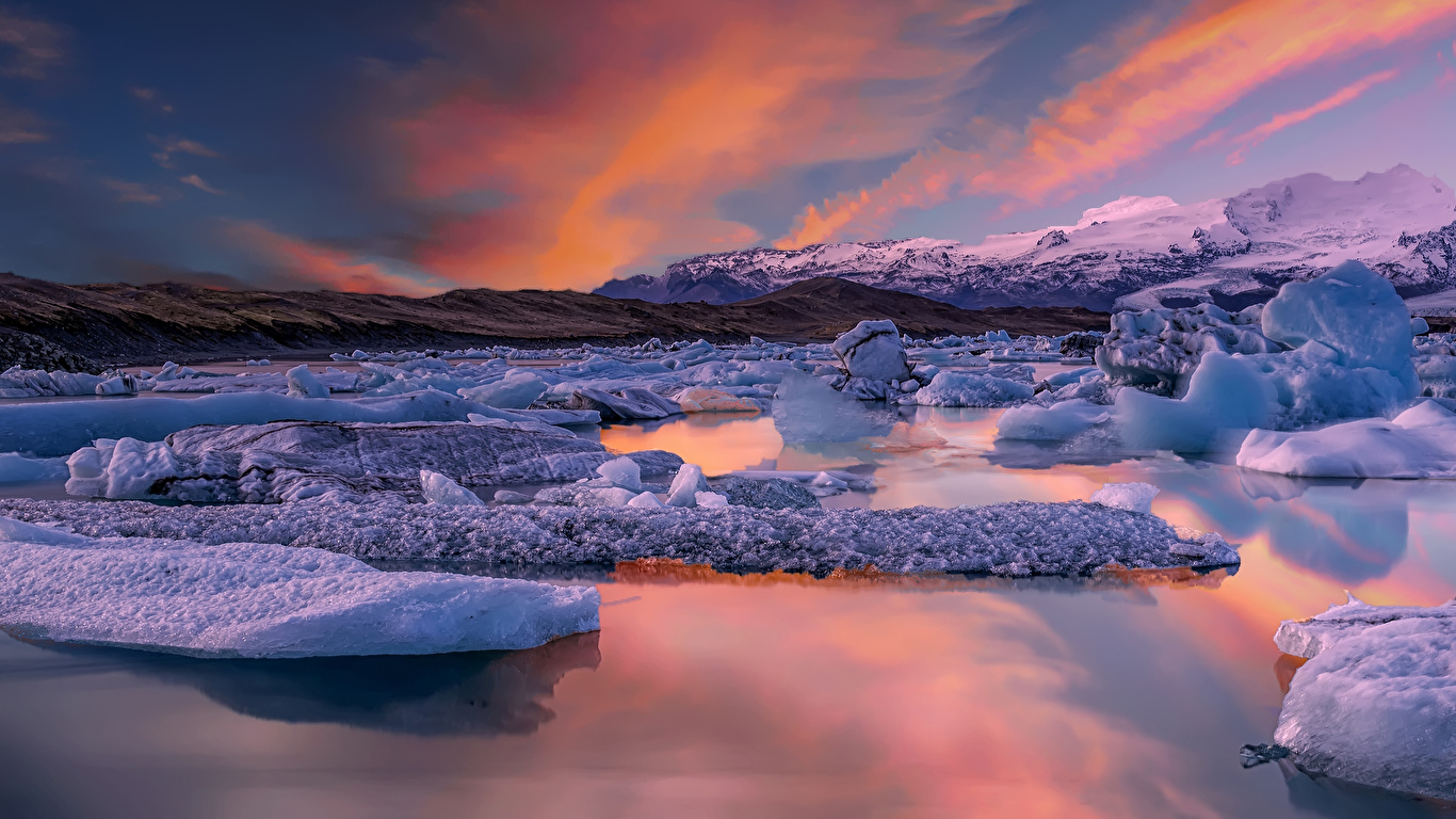 1366x768 Islande Côte Levers et couchers de soleil Jokulsarion Lagoon Glace l'aube et le coucher du soleil Nature