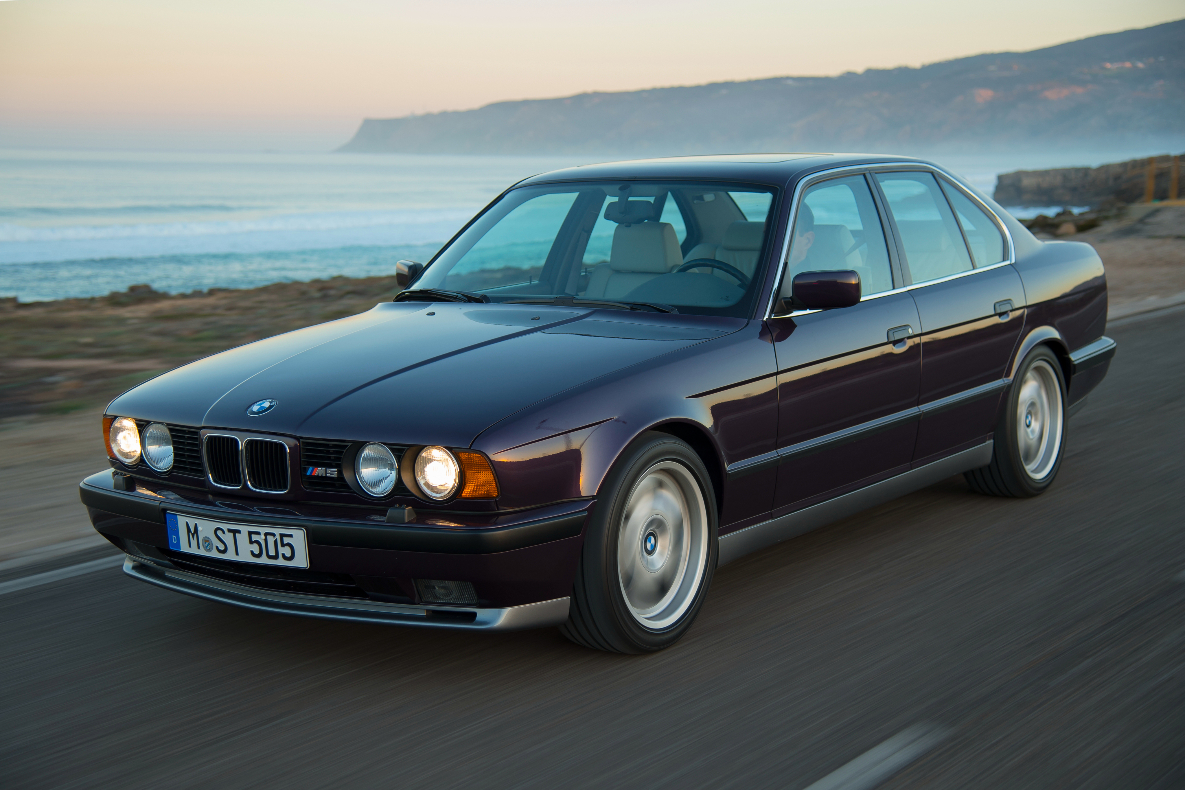 5 е поколение. BMW m5 e34. BMW 5 e34. БМВ е34 1990. BMW m5 1988.