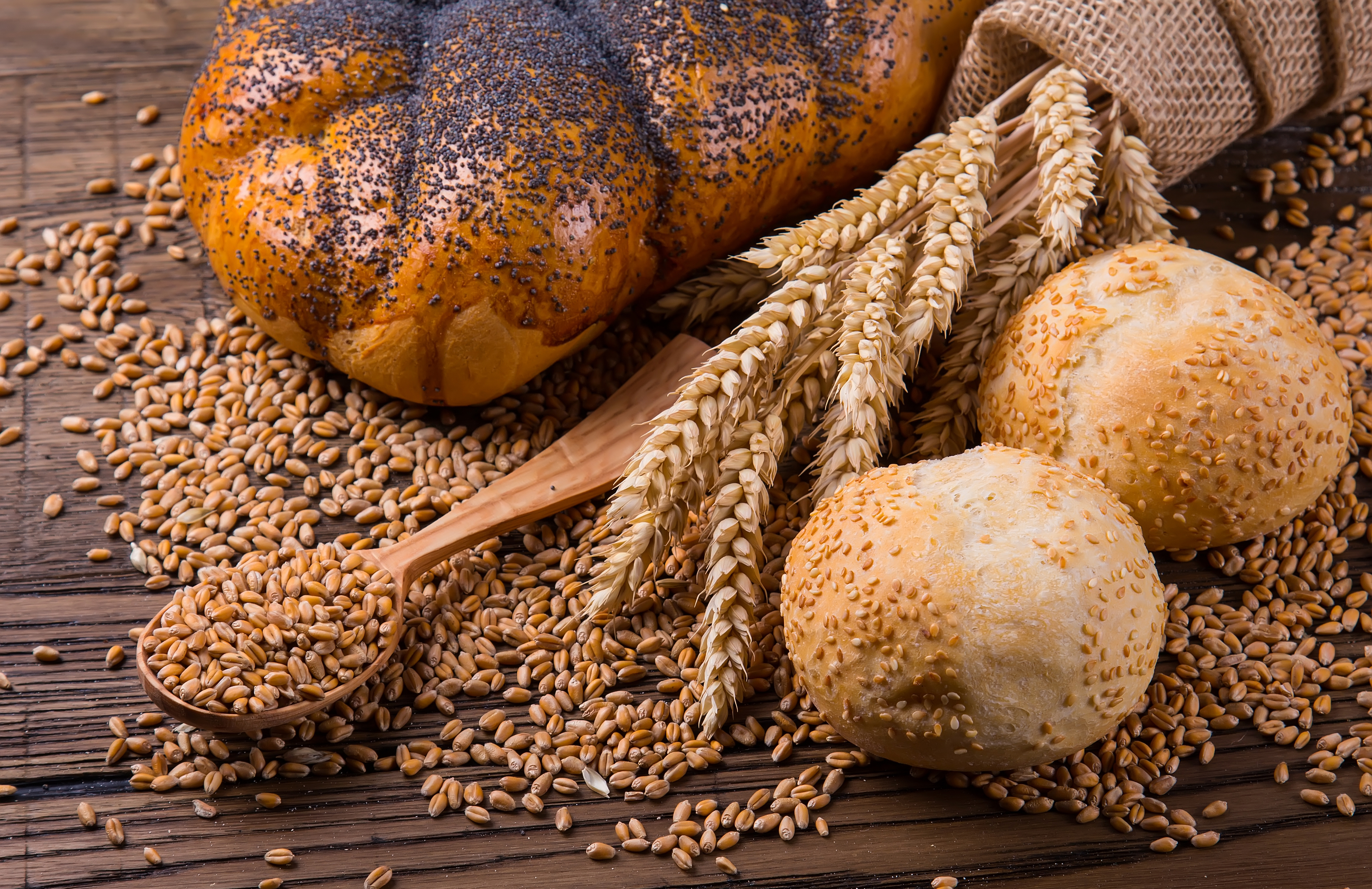 Изделия хлебобулочные пшеничной муки