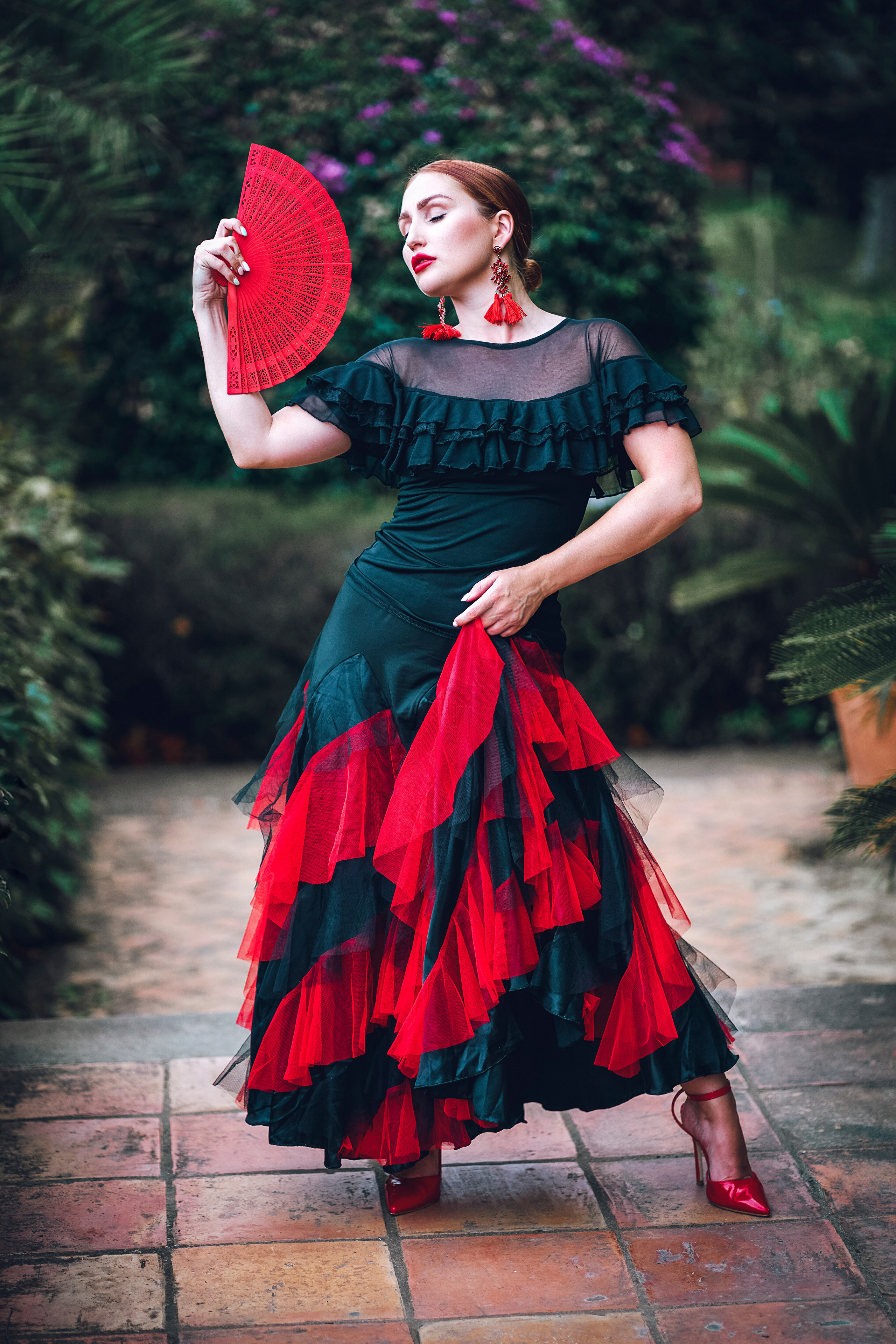 Woman In Spanish Costume Standing In Flamenco Dance Pose Stock Photo,  Picture and Royalty Free Image. Image 7302197.