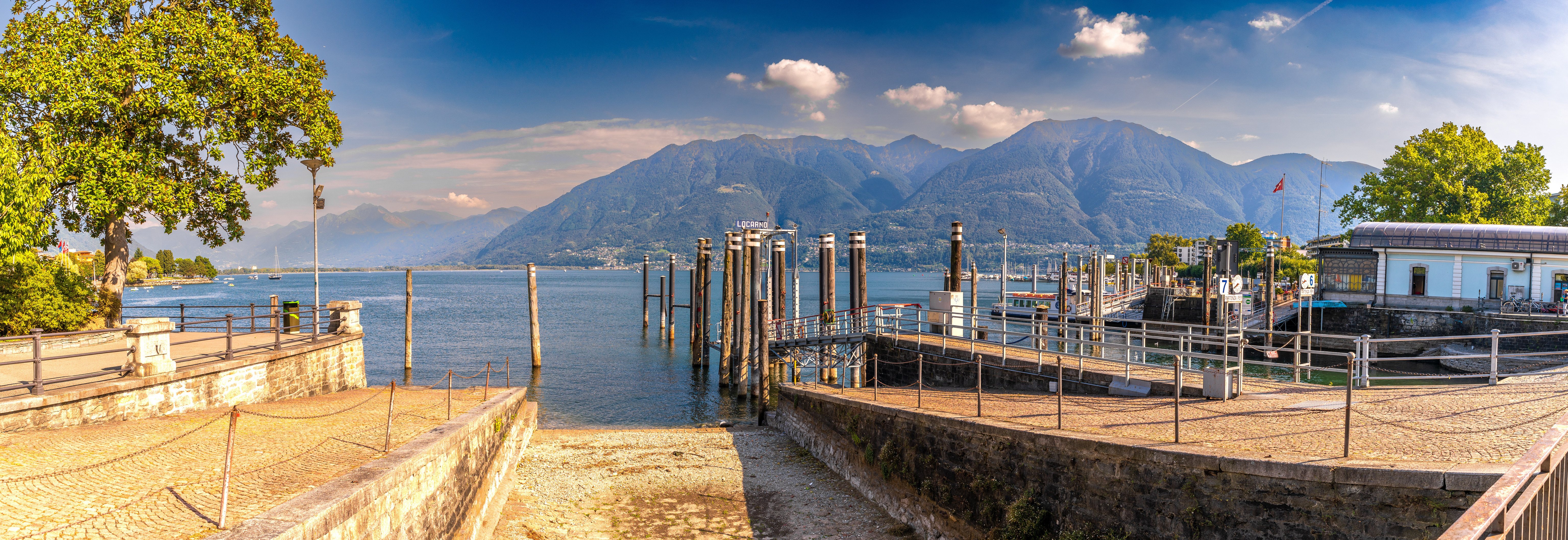 Fotos von Italien Lago Maggiore, Ticino Berg Natur See Seebrücke 6144x2115 Gebirge Bootssteg Schiffsanleger