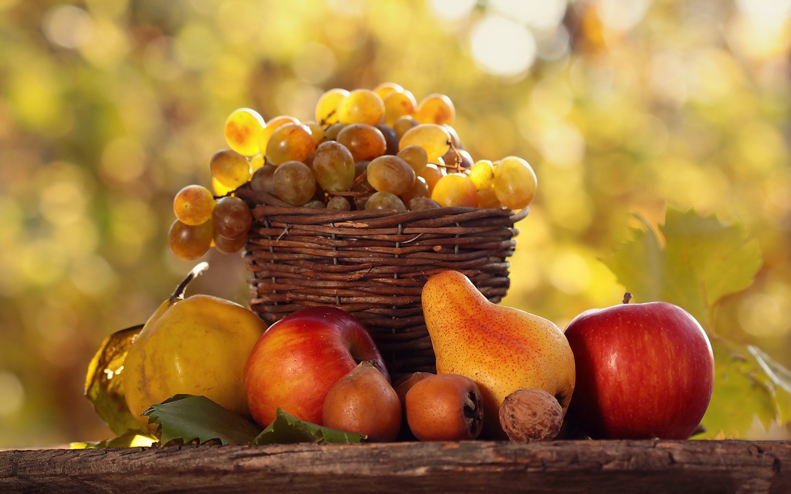 Хороша осень плодами. Осенние фрукты. Плоды осени. Дары осени. Осенние дары природы.