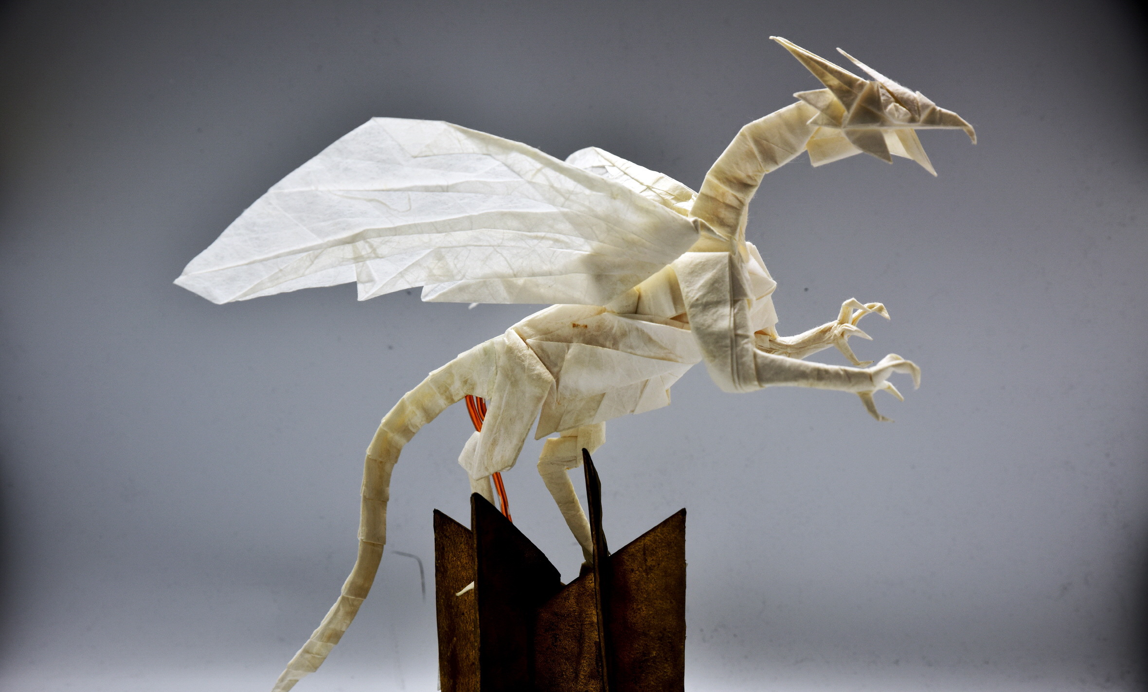 Origami dragon. Оригами. Бумажные драконы. Дракон из бумаги. Оригами дракон.