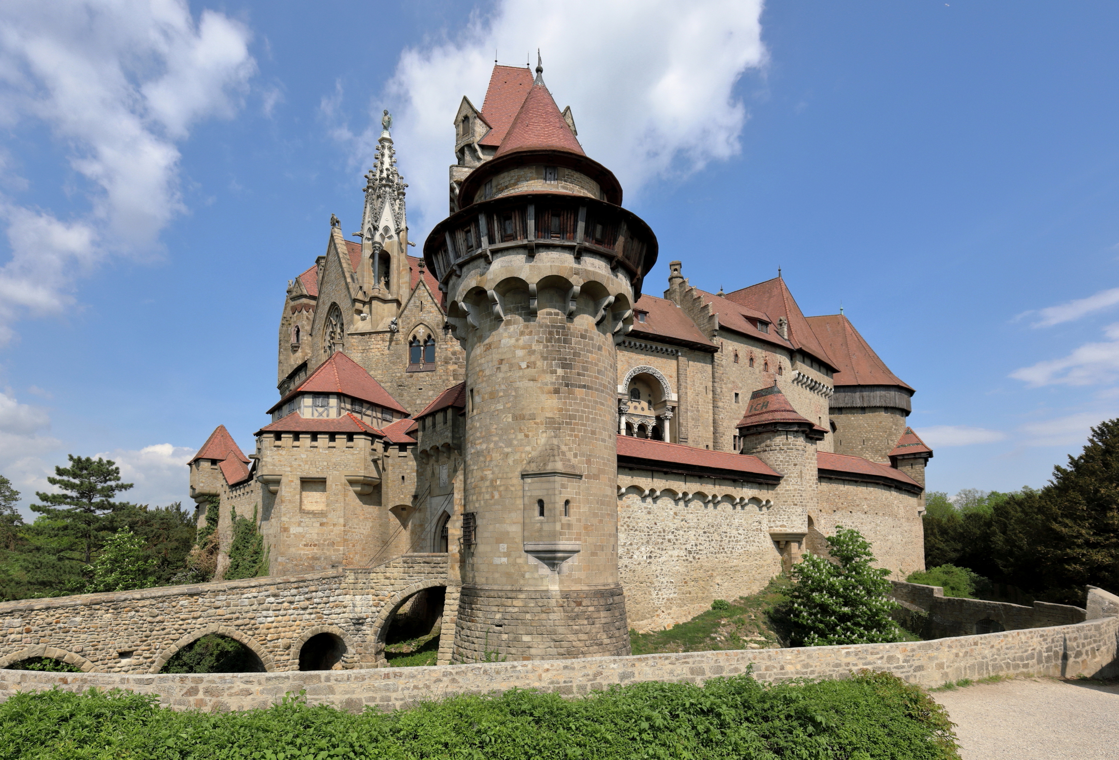 Fotos von Österreich Turm Kreuzenstein Castle, Lower Austria, Korneuburg Burg Städte 3817x2592 Türme