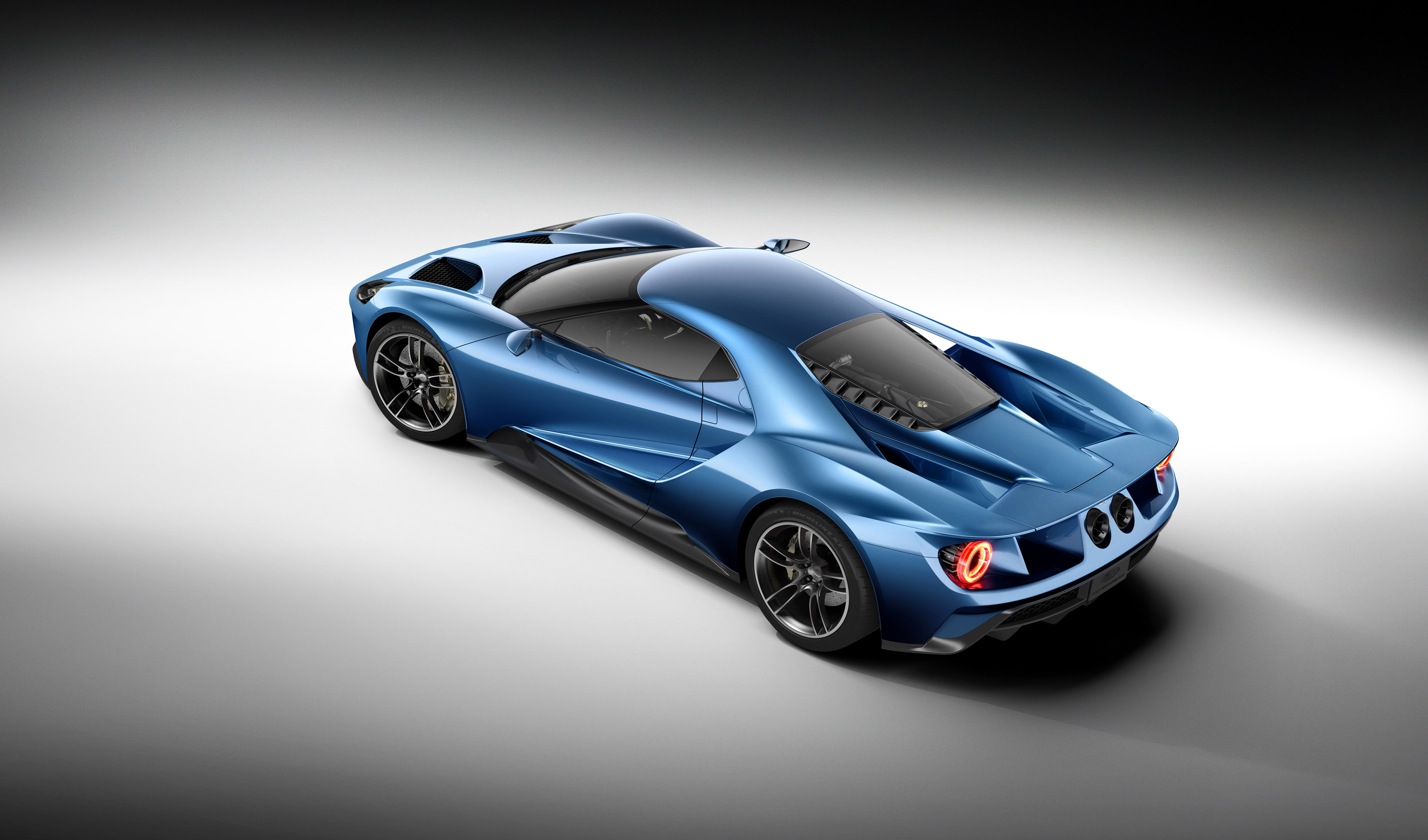 Fonds d ecran 4250x2500 2022 Ford GT  Bleu  ciel M tallique 