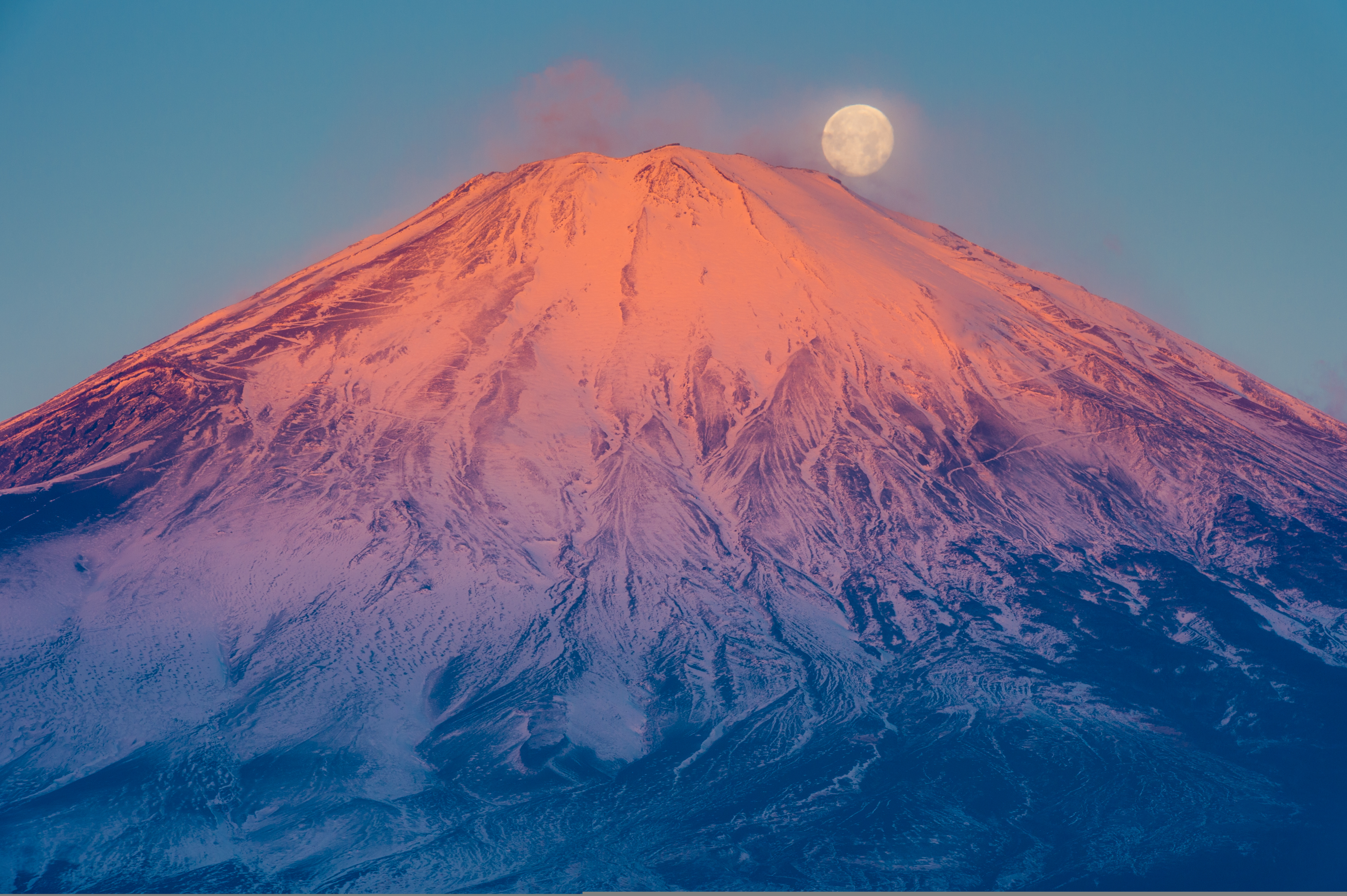 Кракатау ключевская сопка фудзияма этна. Вулкан Фудзияма в Японии. Гора Фудзи это вулкан. Япония вулкан Фудзияма извержение. Гора Фудзи извержение.