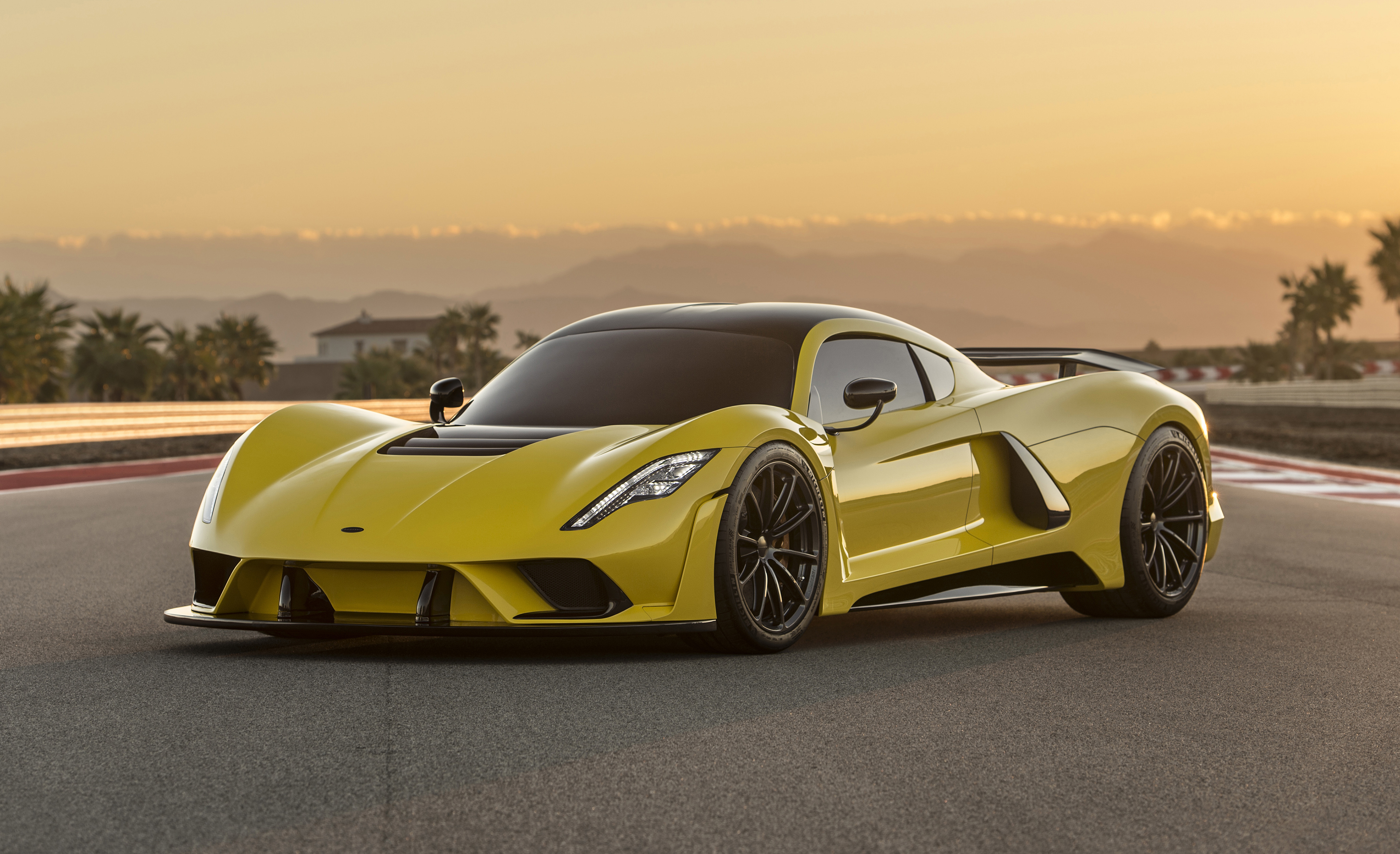 hennessey 2017-18 venom f5 yellow metallic cars photo 4096x2500